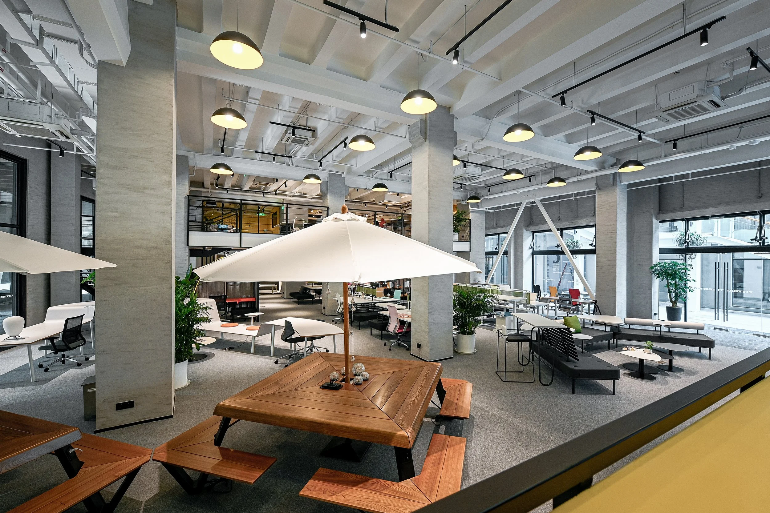 xlms-zns-furniture-showroom-3.jpg