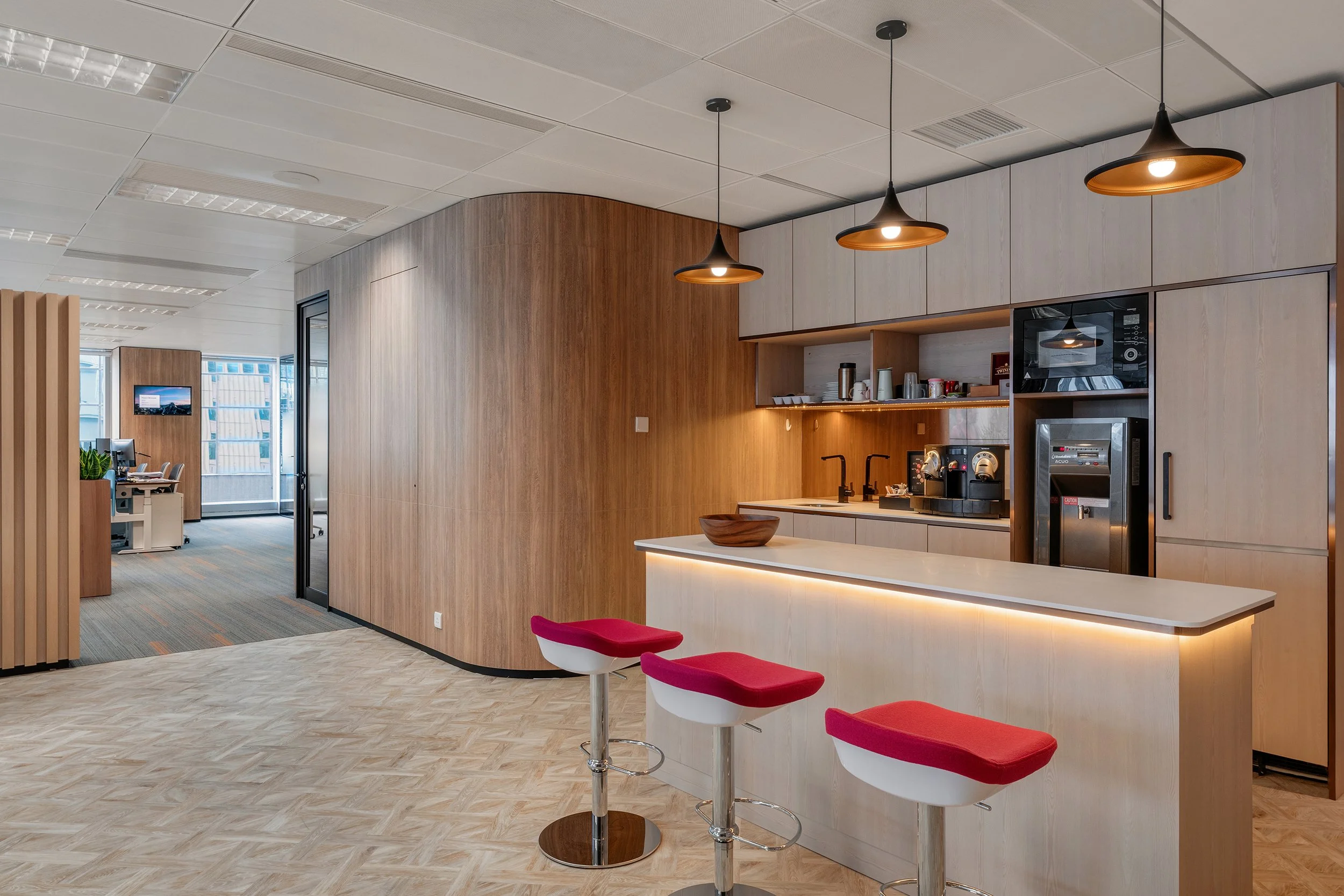 xlms-reckitt-benckiser-office-19.jpg