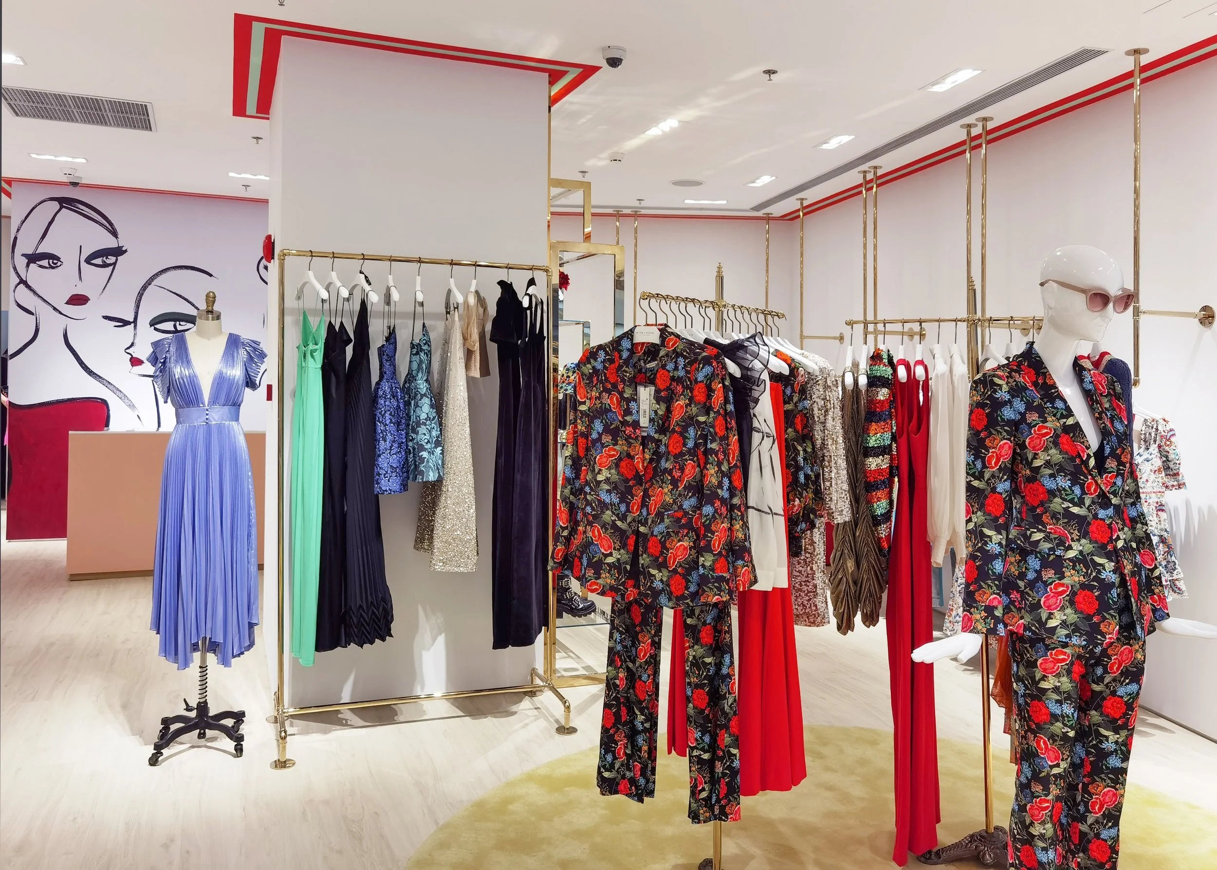 xlms-alice-olivia-wf-central-3.jpeg