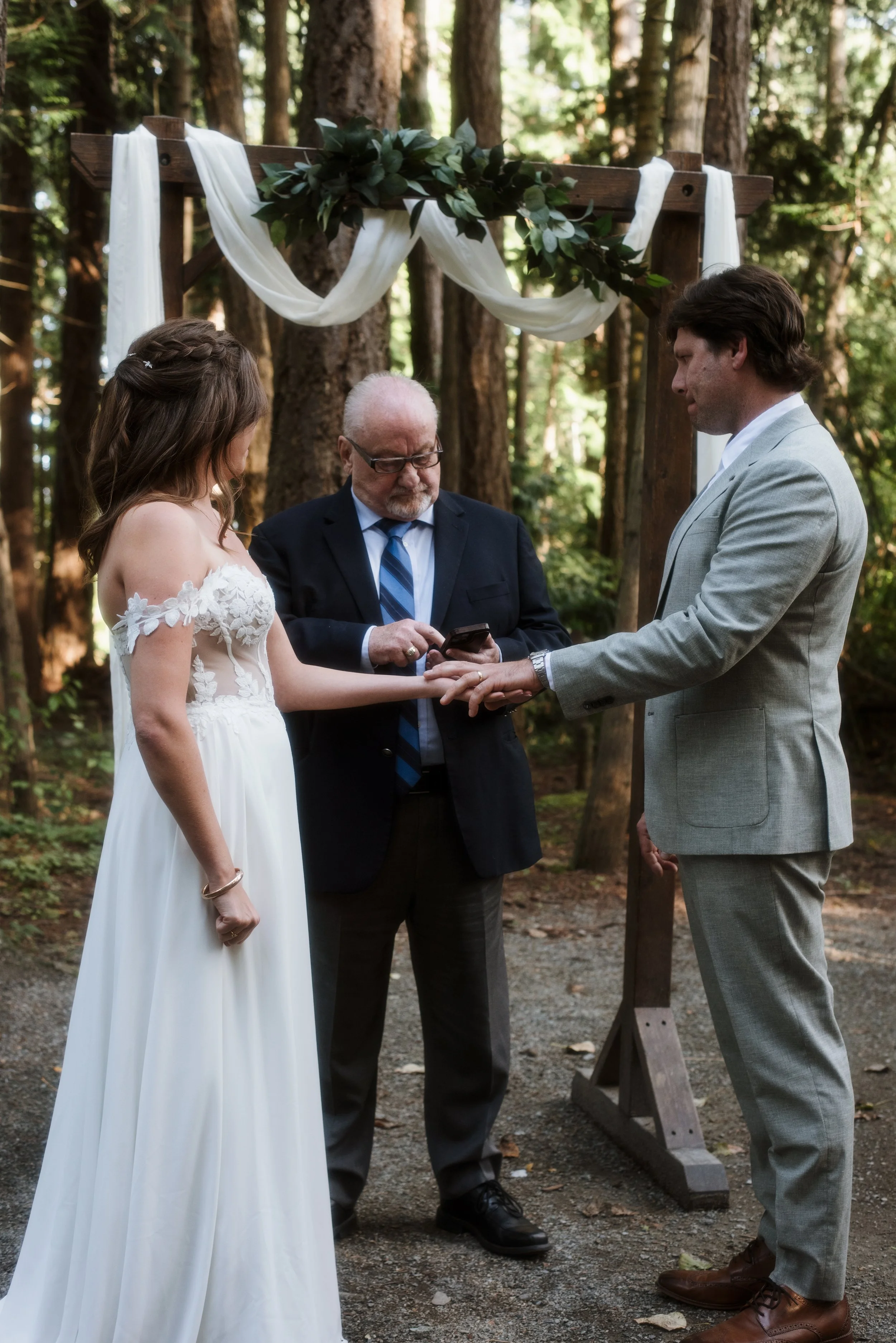 Leah-and-Dan-Wedding-25.jpg