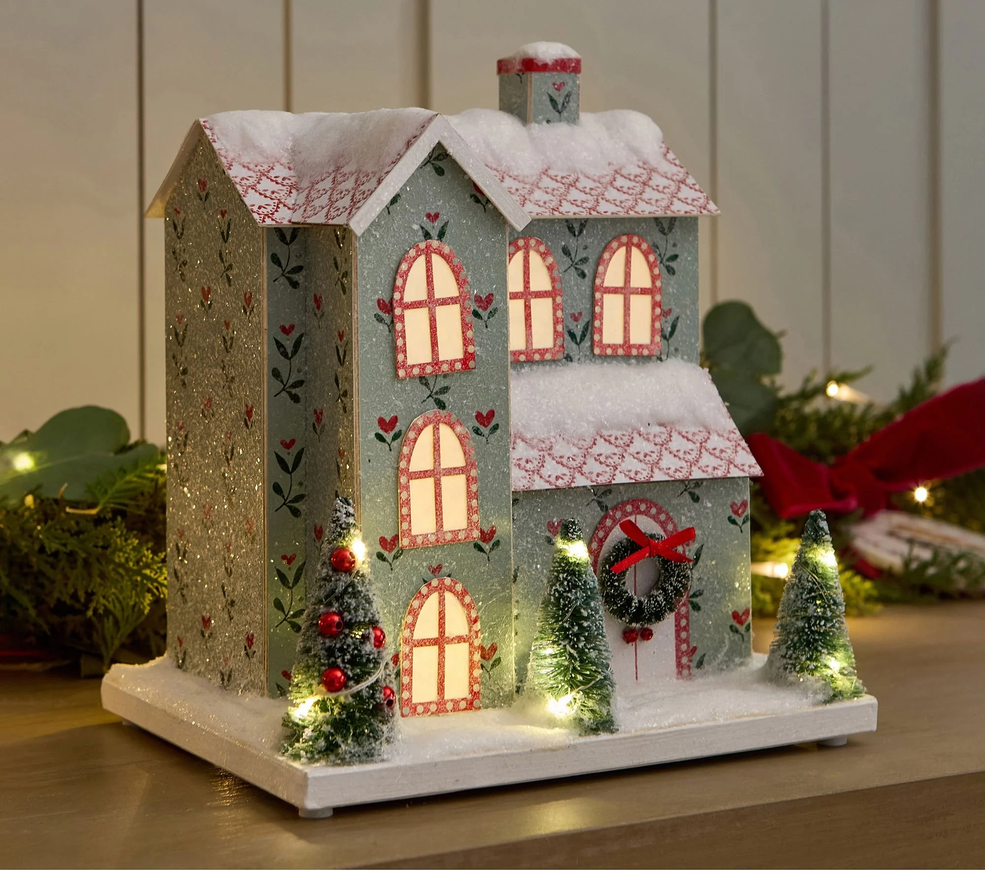 riley-sheehey-light-up-mantel-village-xl.jpg