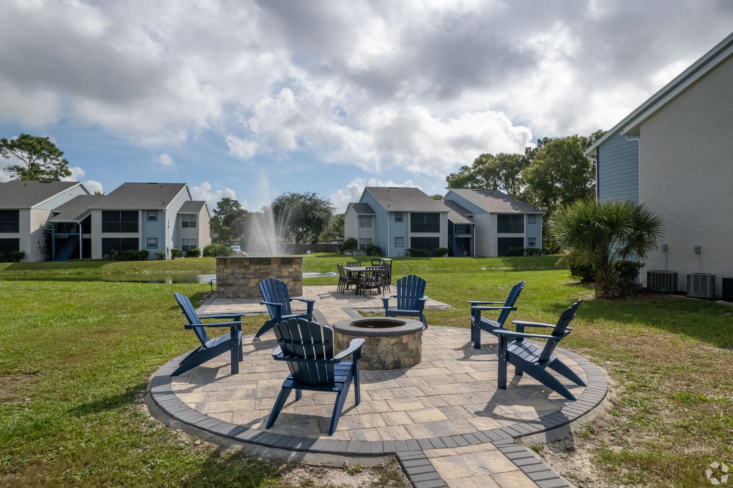 BuildingPhoto (13).jpg
