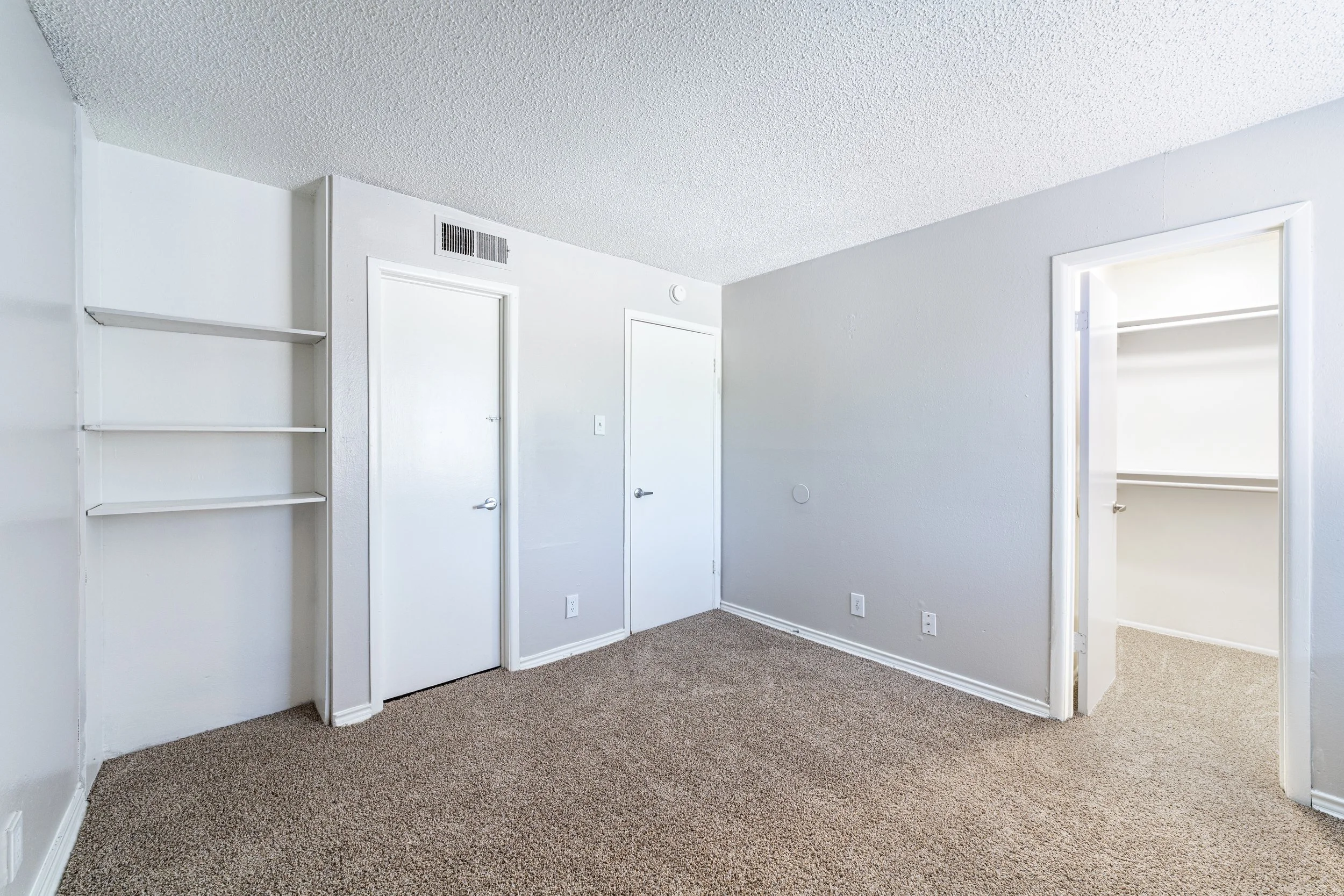 SQFT-5894.jpg
