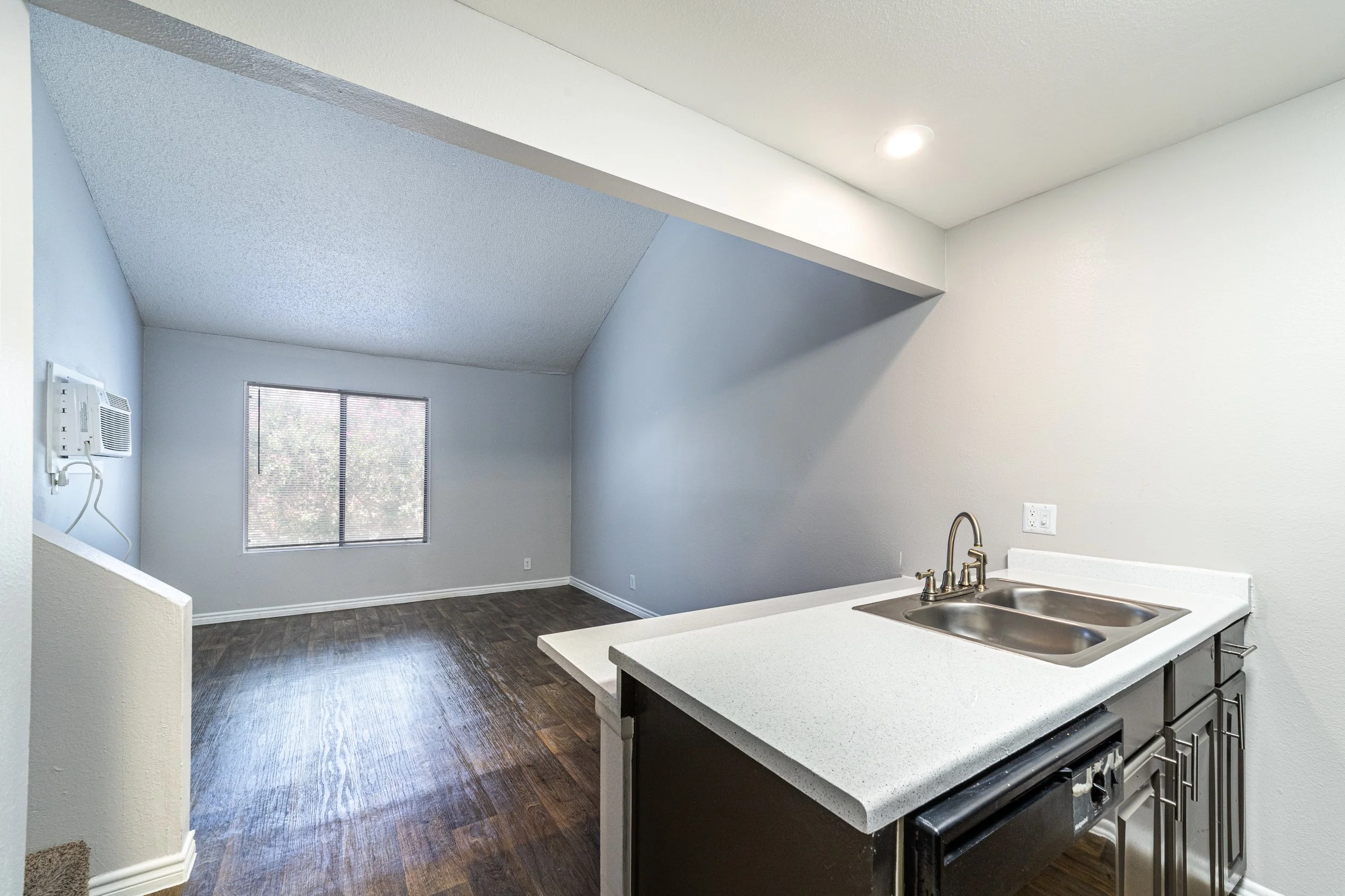SQFT-5979.jpg