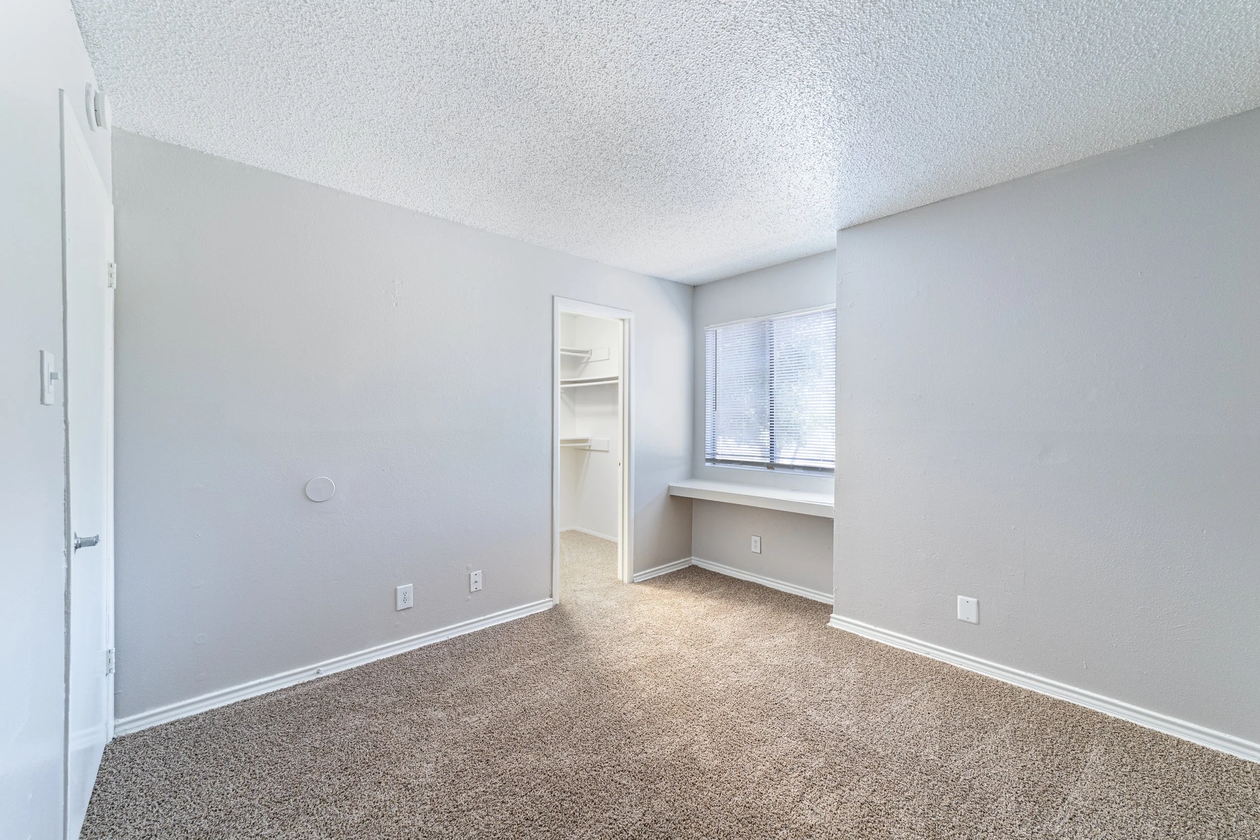 SQFT-5888.jpg