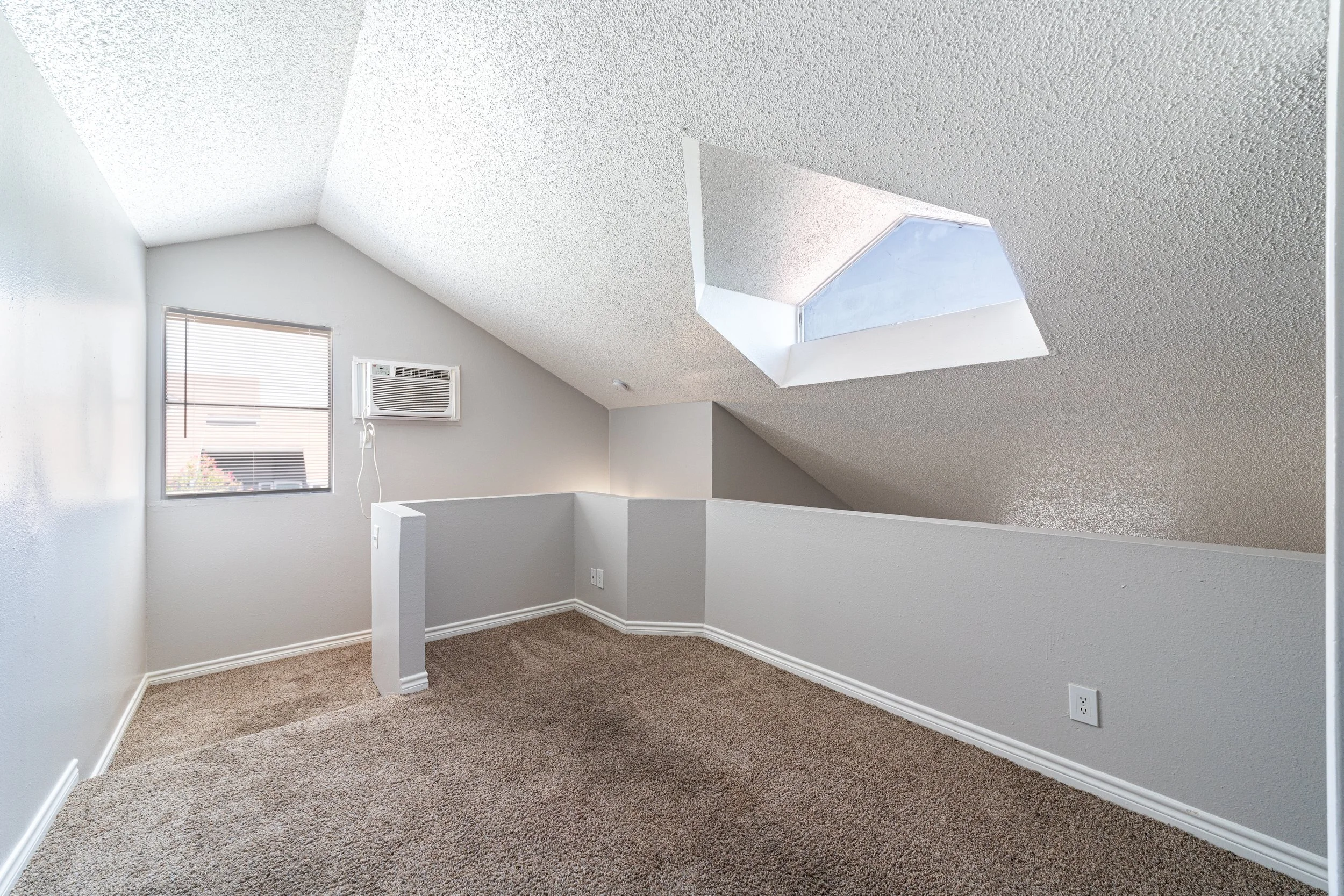 SQFT-6039.jpg