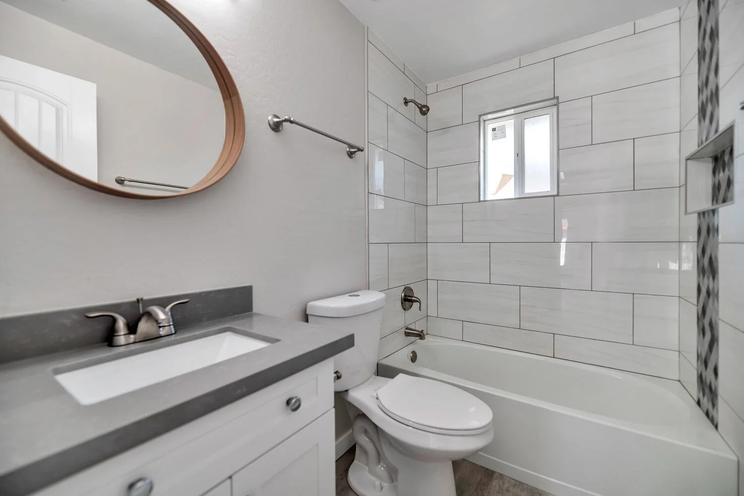 1332 N 50th St-large-012-007-1332 N 50th St-1500x1000-72dpi.jpg