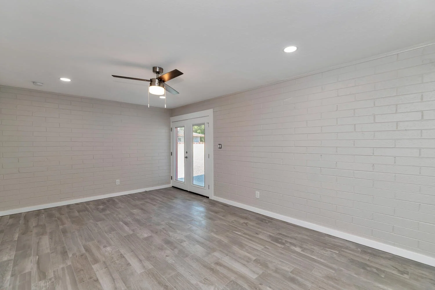 1332 N 50th St-large-029-015-1332 N 50th St-1500x1000-72dpi.jpg
