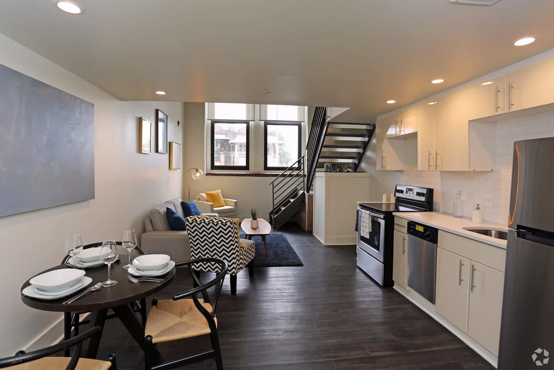 116-living-room-3_orig.jpg