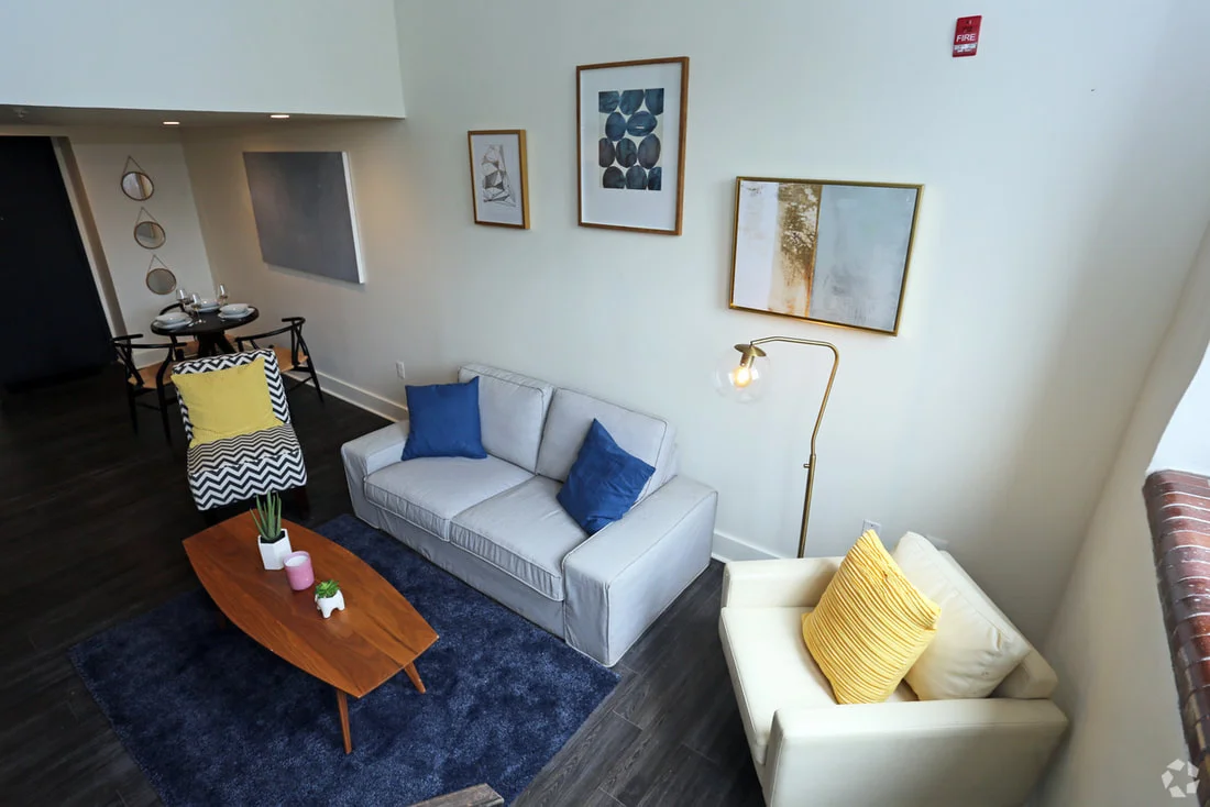 116-living-room-2_orig.jpg