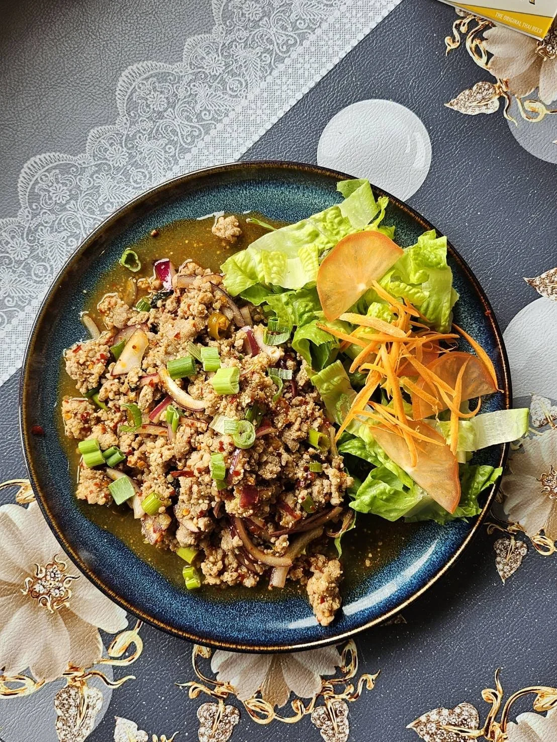LARB  SALAD