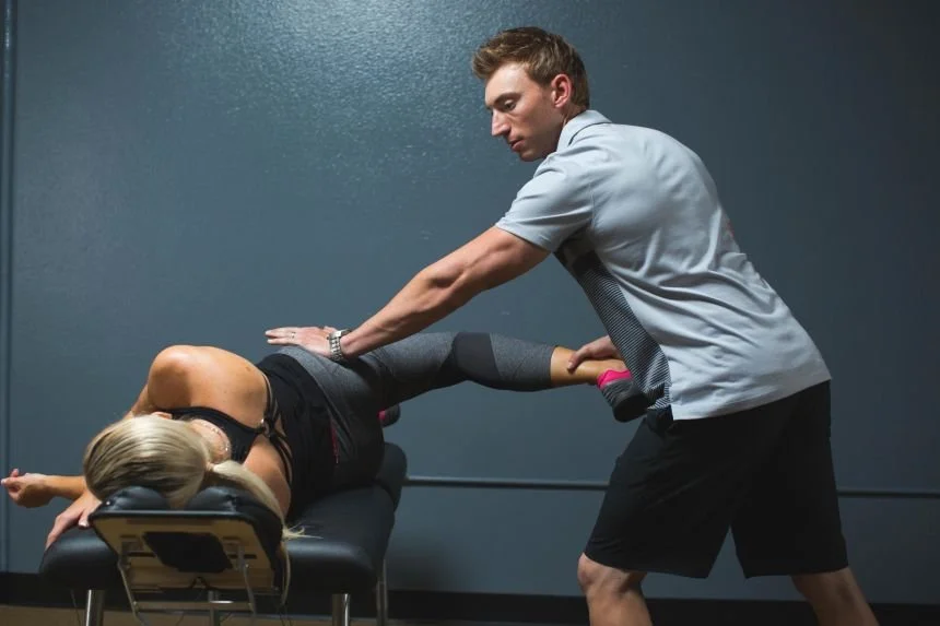 30-Minute Assisted Stretch | 4-Pack