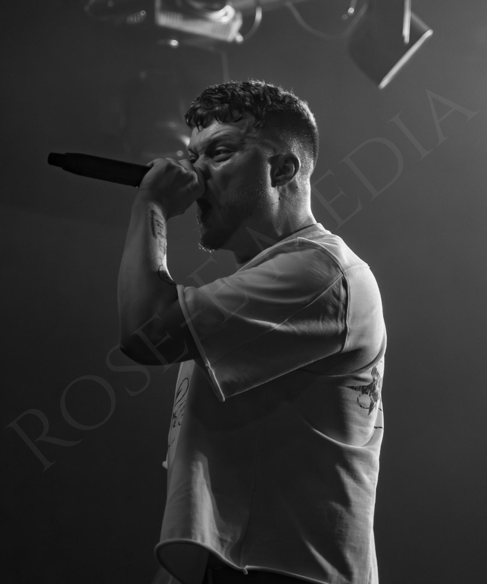 Bemo Rouge commands the stage at Emo Night in New Orleans, captured in a raw, high-energy moment that reflects the intensity, movement, and atmosphere of the performance.