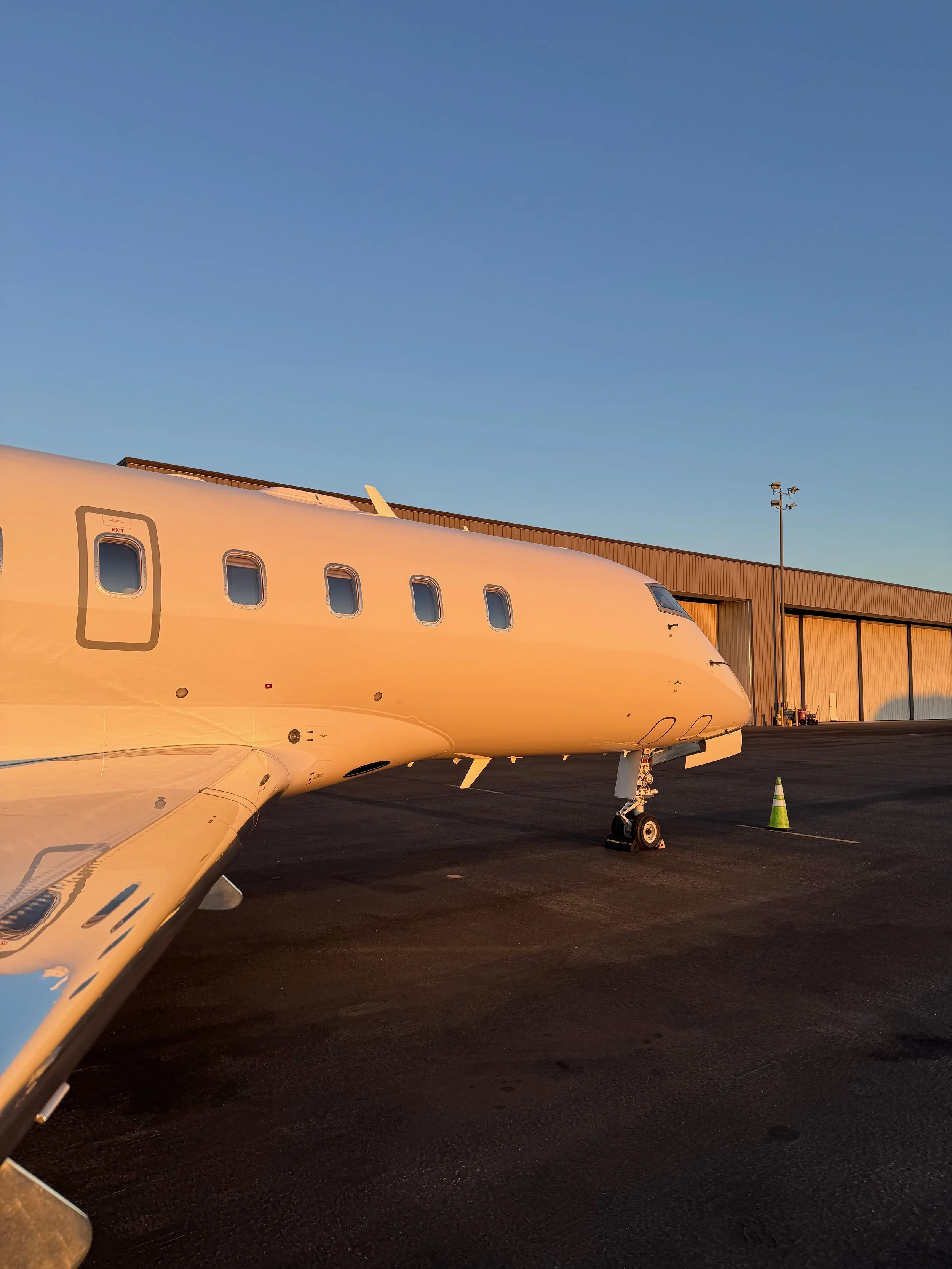 Miami Aircraft Detail Polishing Airplane