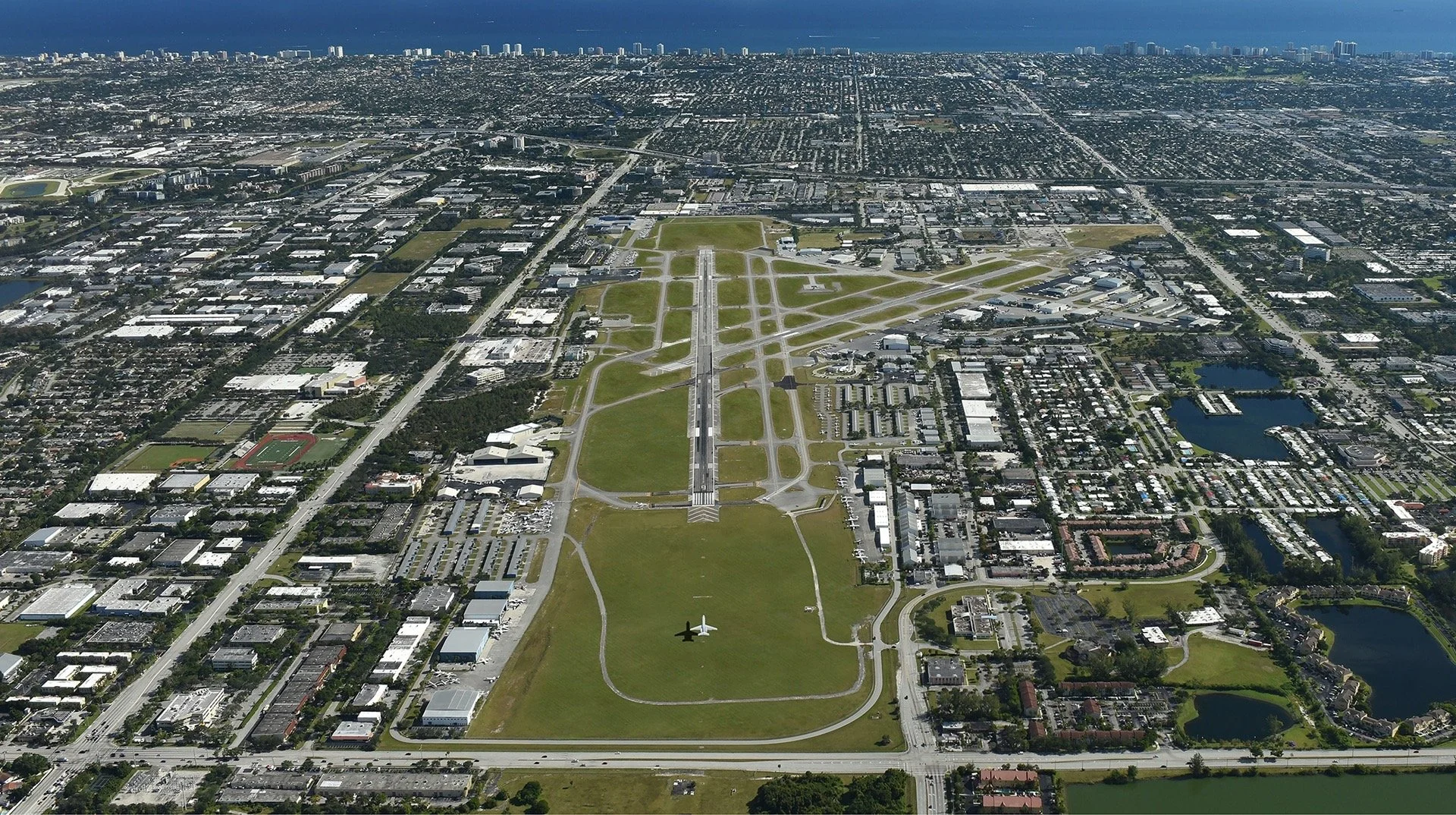 Fort Lauderdale Executive Airport (FXE) - Miami Aircraft Detail