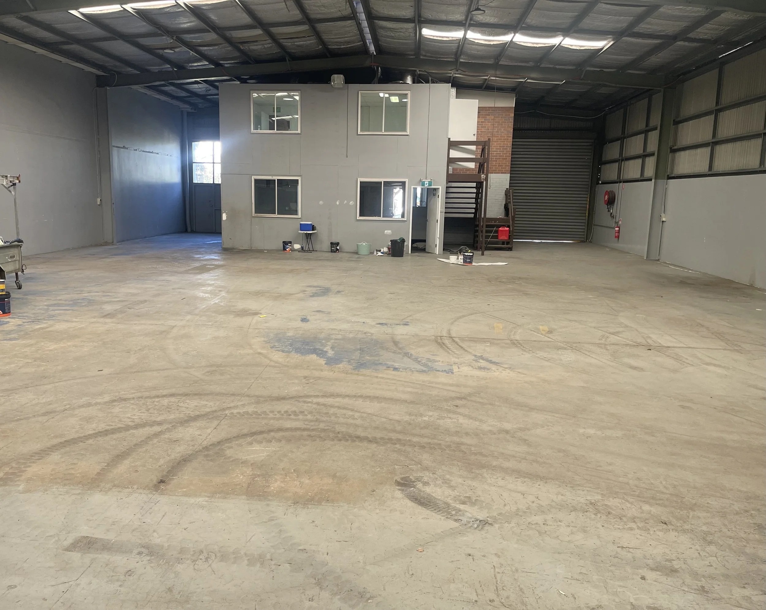 Bethania warehouse before commercial painting works