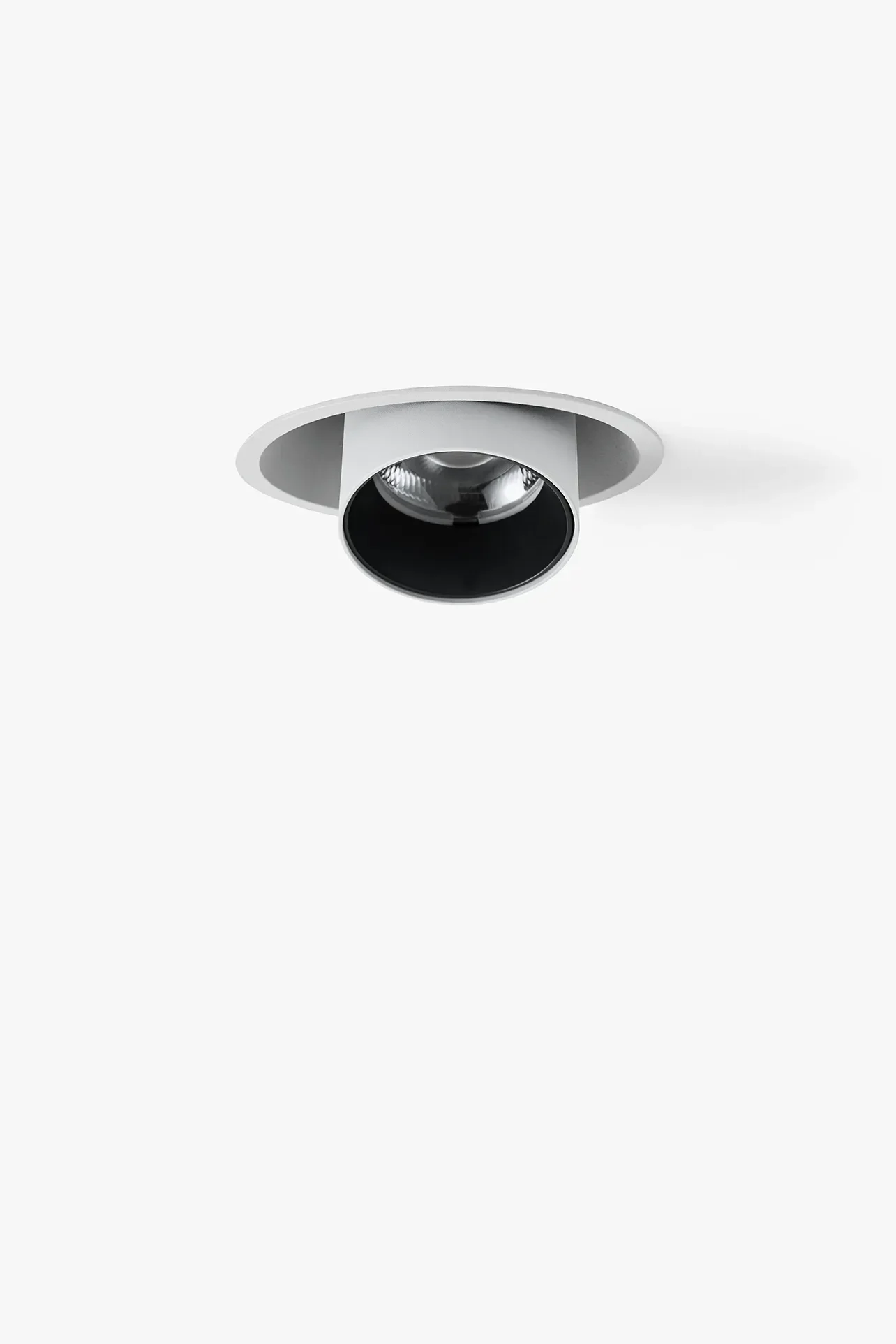 lik-okland-dl-l-grey-03.webp
