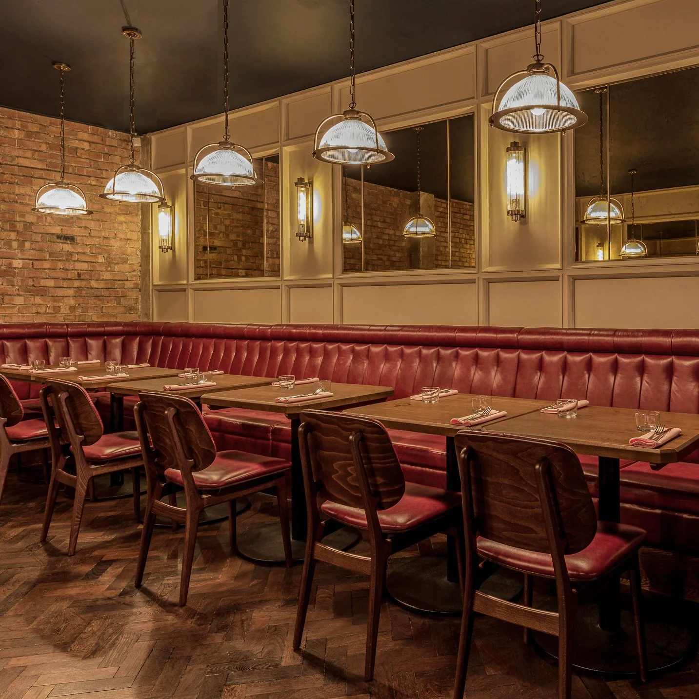 Rockett_Studio_Restaurant_Interior_Design_Burger & Lobster_London_5sq.jpg