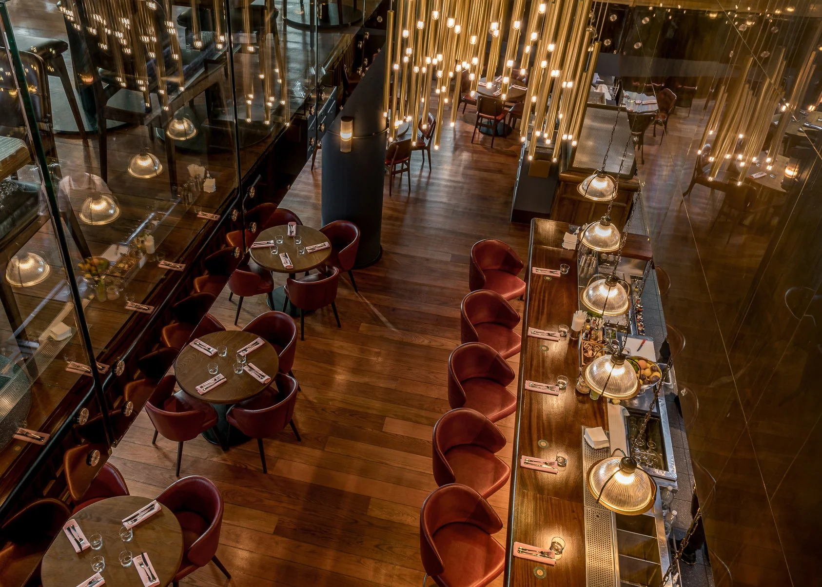 Rockett_Studio_Restaurant_Interior_Design_Burger & Lobster_WHotel_4.jpg