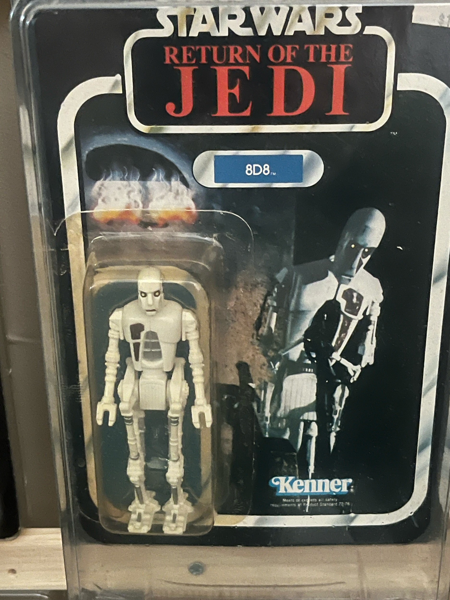 Vintage Kenner starwars 8D8 Droid on Mint on card