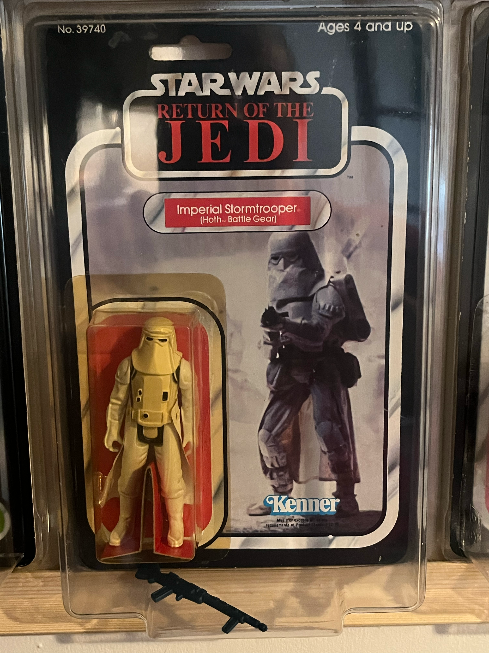 intage Kenner starwars snow trooper Jedi release  on Mint on card