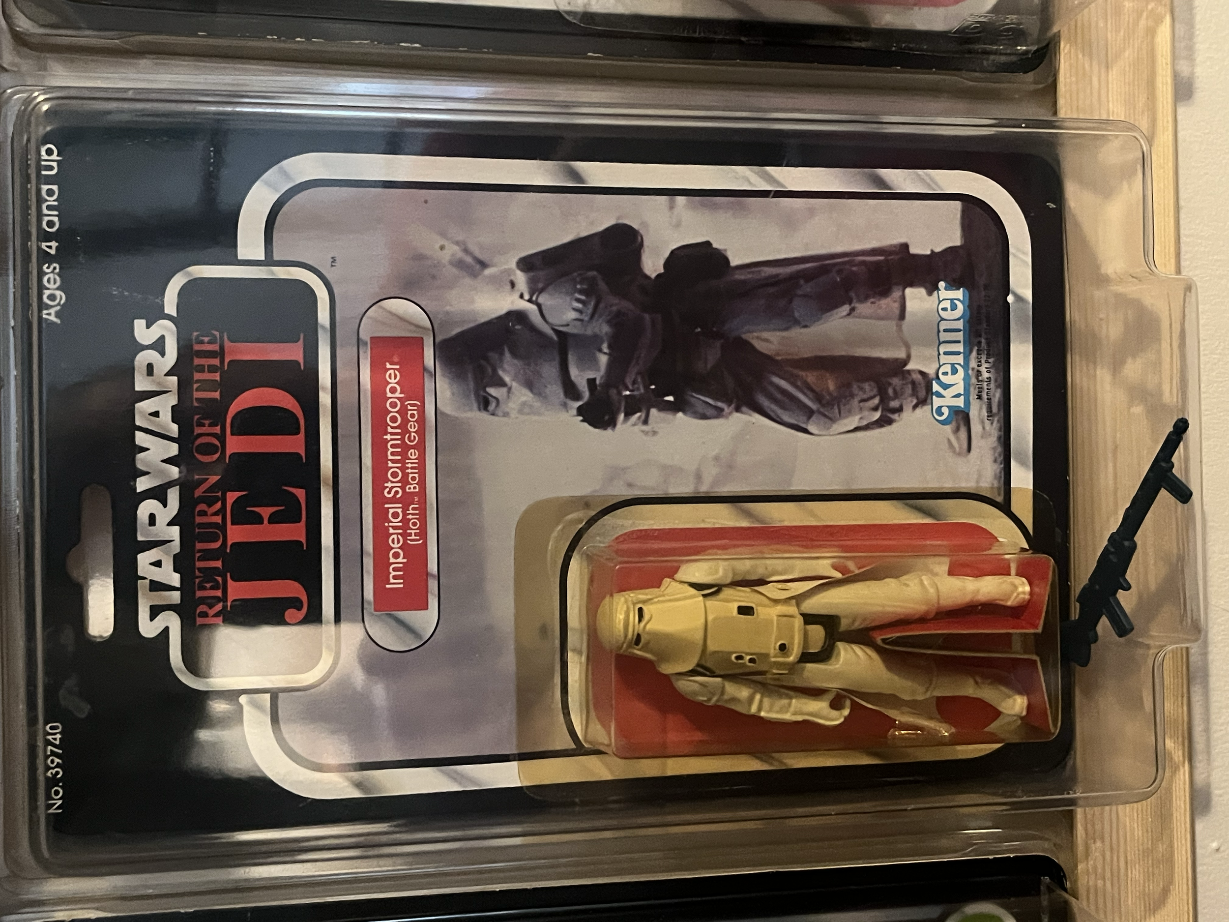 intage Kenner starwars snow trooper Jedi release  on Mint on card