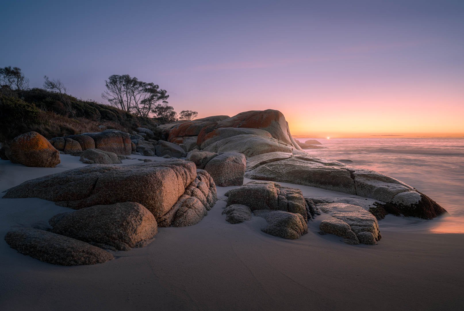 Sunrise over the Bay of Fires, Tasmania