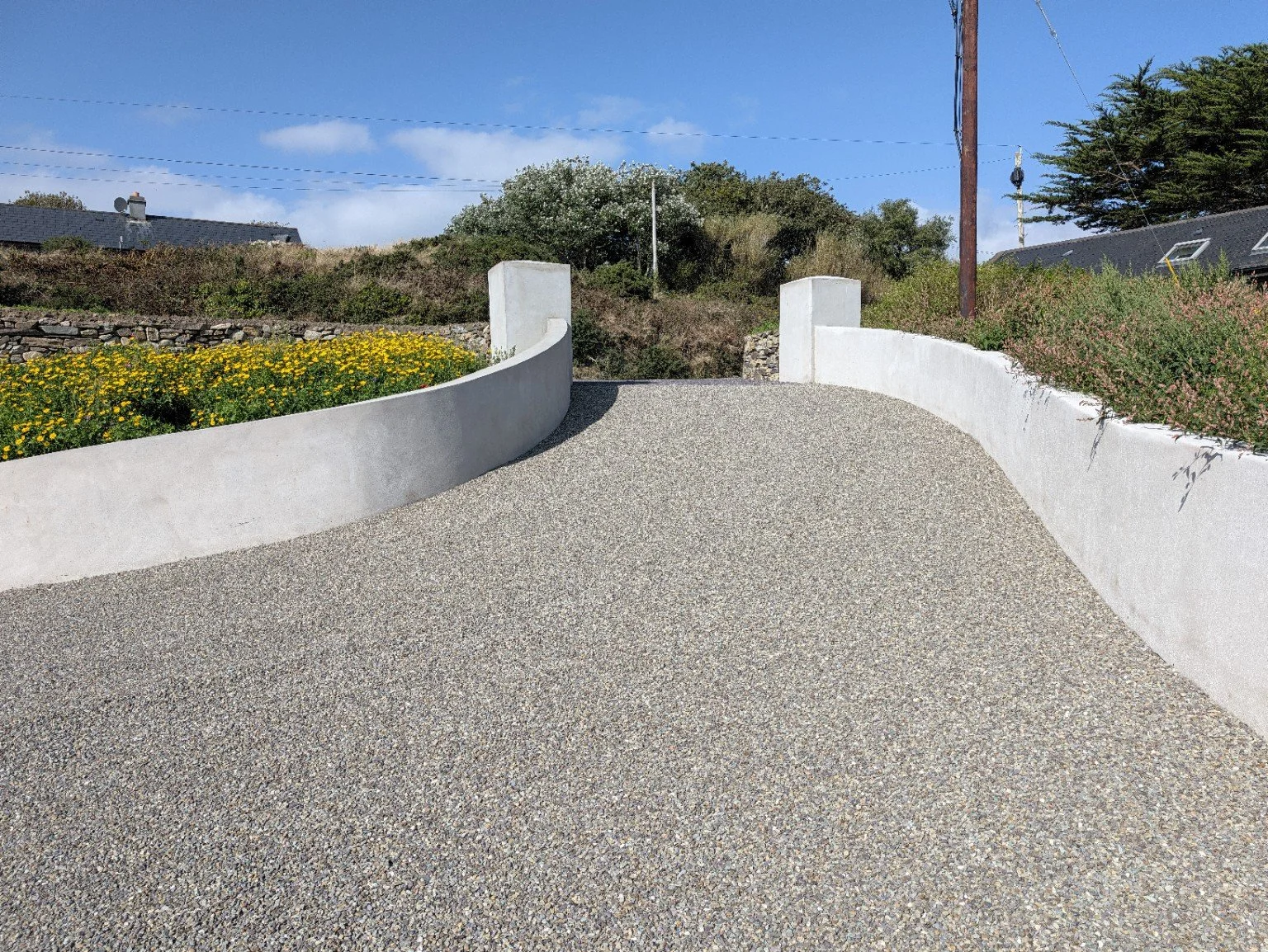 07_Driveway_Approach.jpg