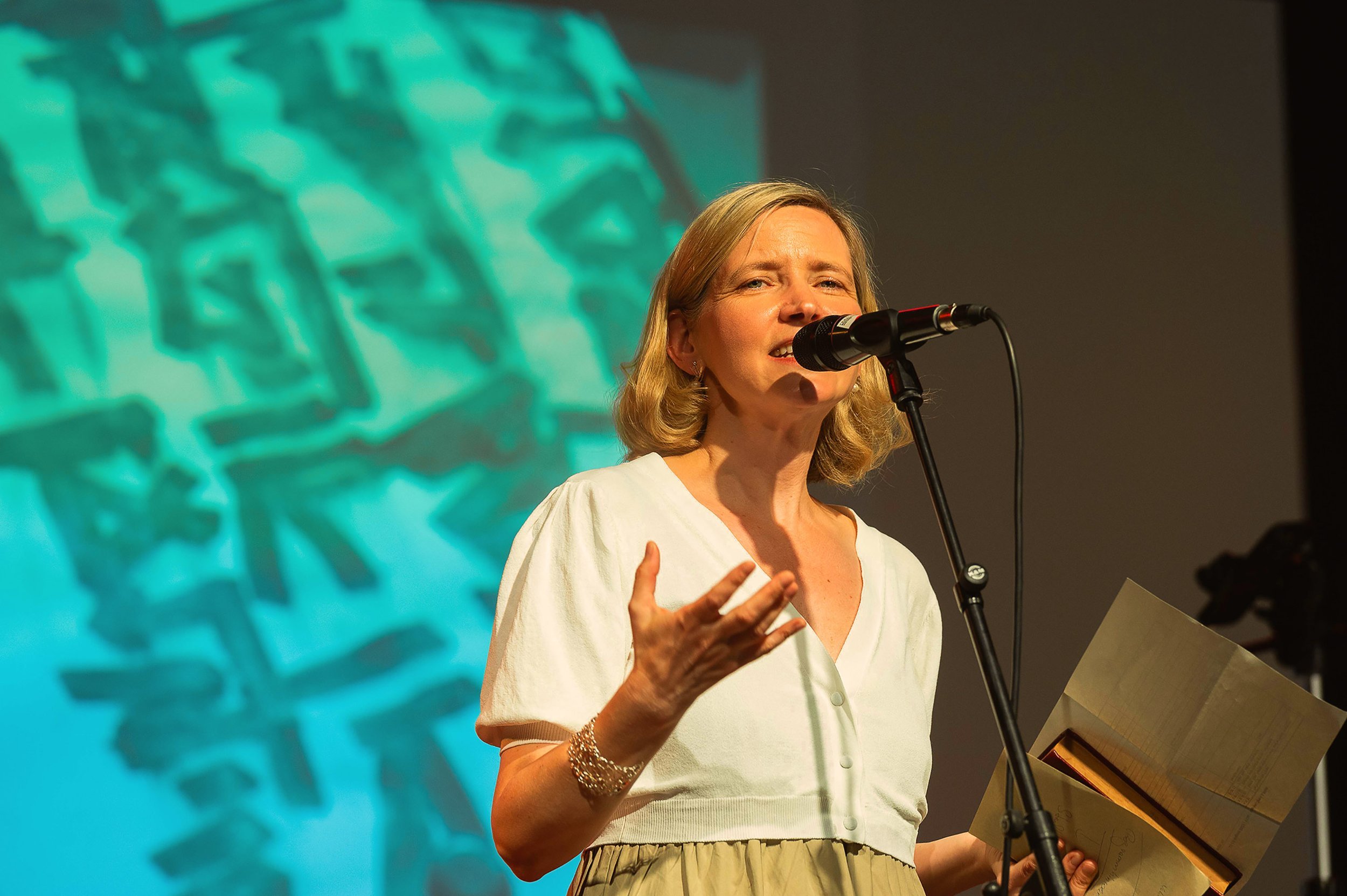 Ami_YiddishSummer-001243+copy.jpg