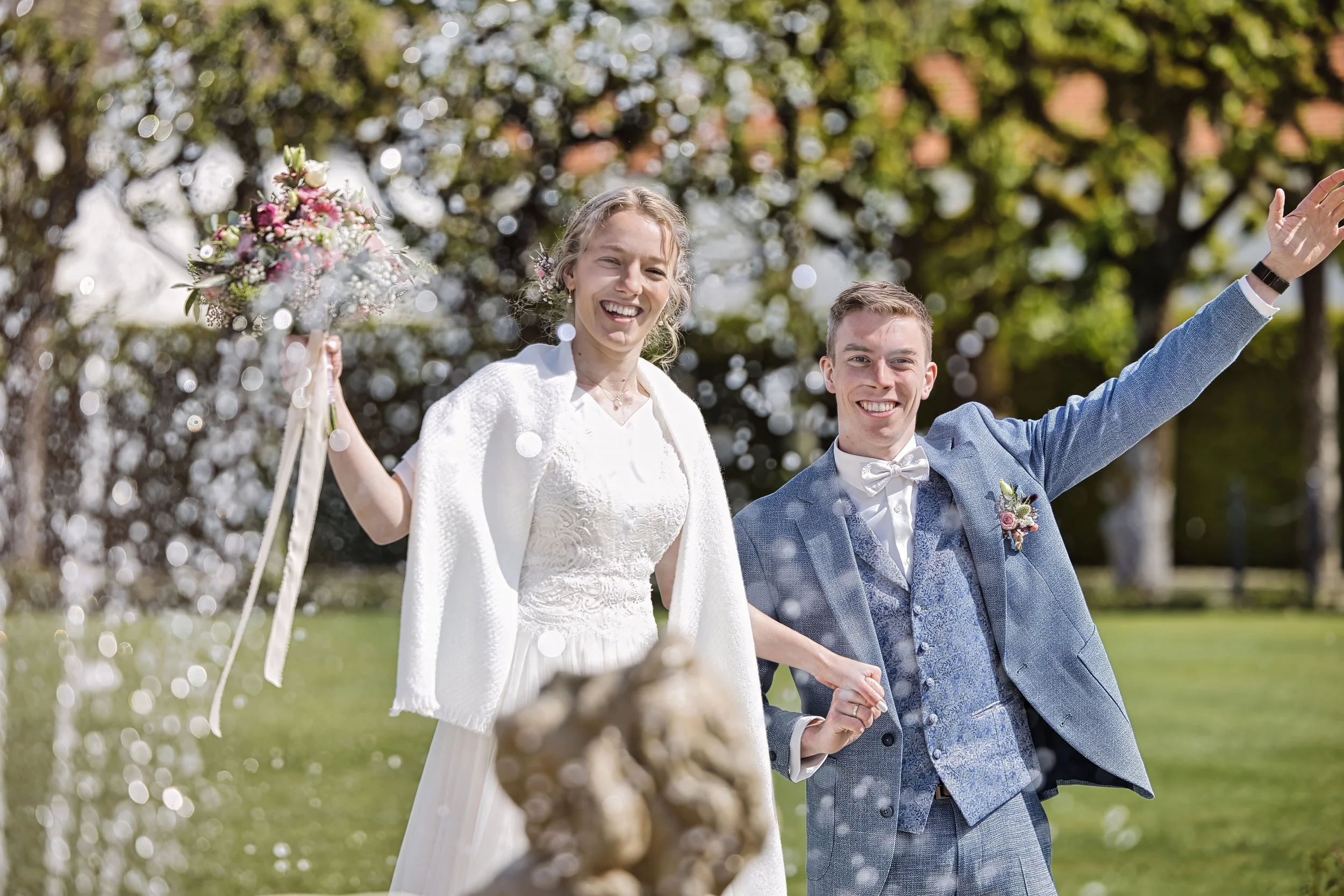 Hochzeitfotos Brautpaar Shooting auf Schloß Zell im Allgäu