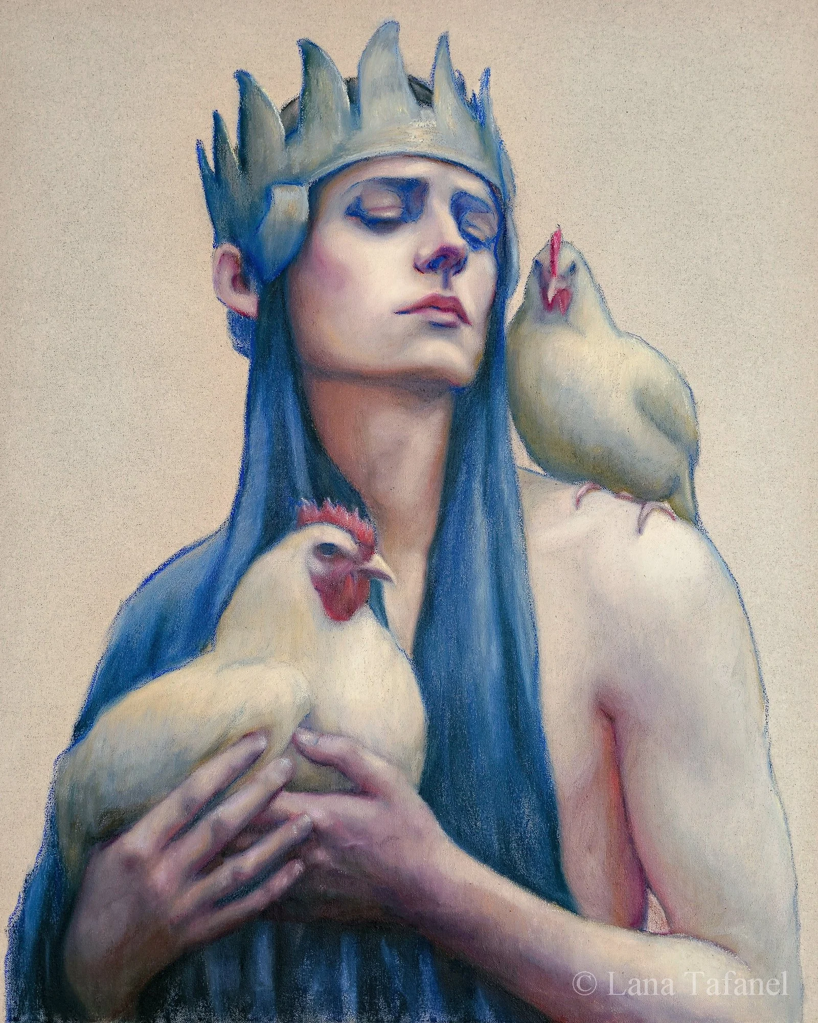 Painting of a man with crown and blue hair, wearing a crown, holding a chicken close to her chest, with eyes closed and serene facial expression.