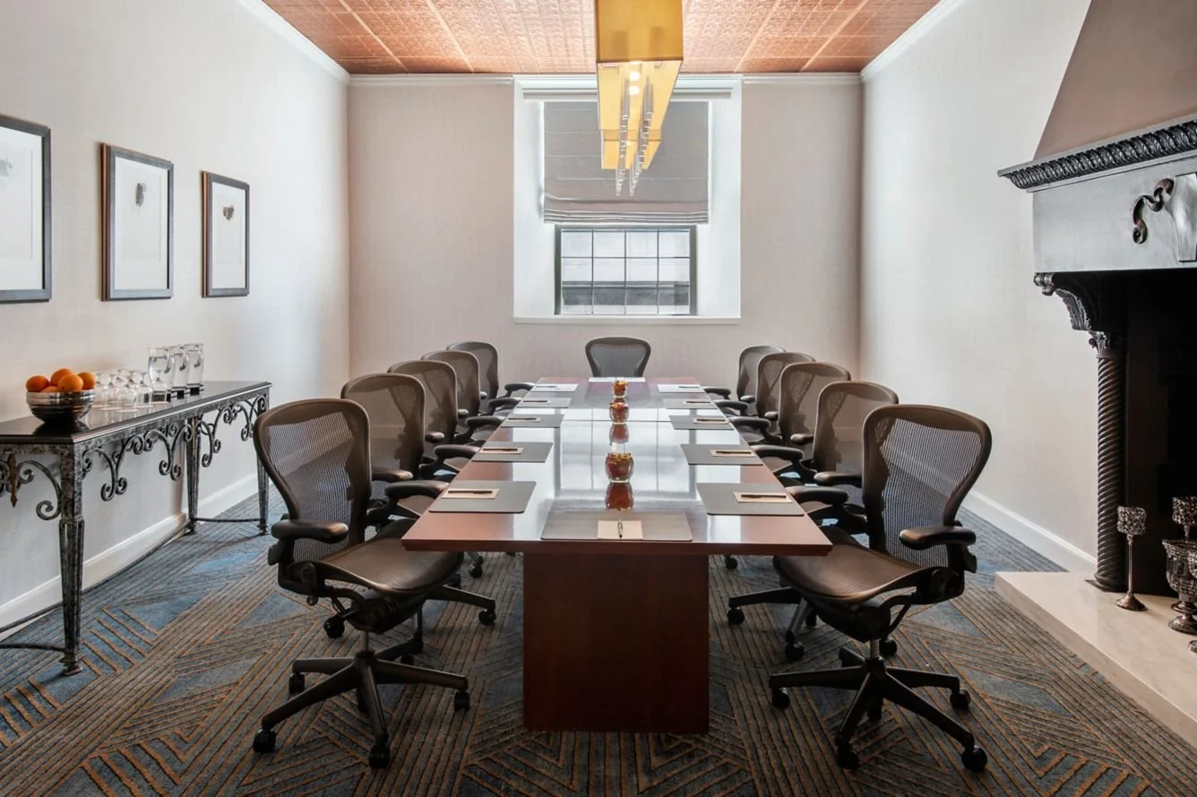 cy-bosdm-executive-boardroom-setup-16475_Classic-Hor.jpeg