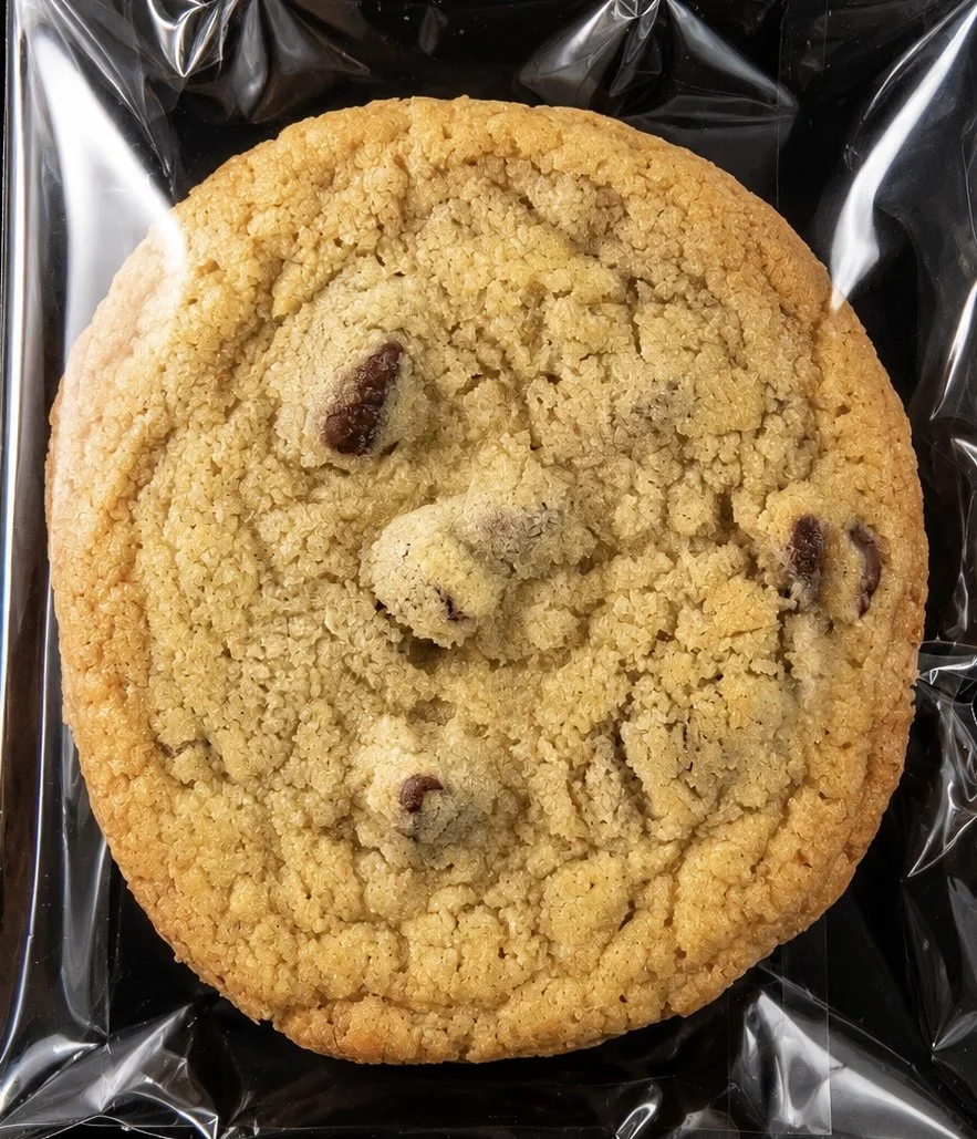 Artisan Chocolate Chip Cookie
