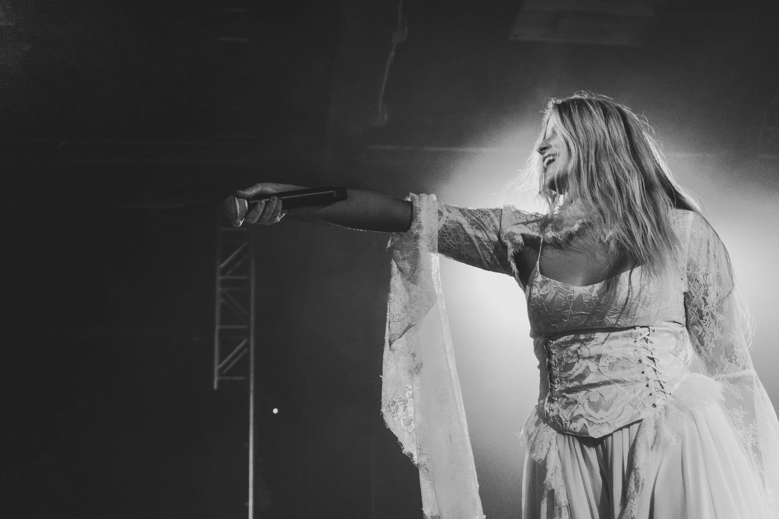 parispaloma_092626_showboxsodo_014.jpg