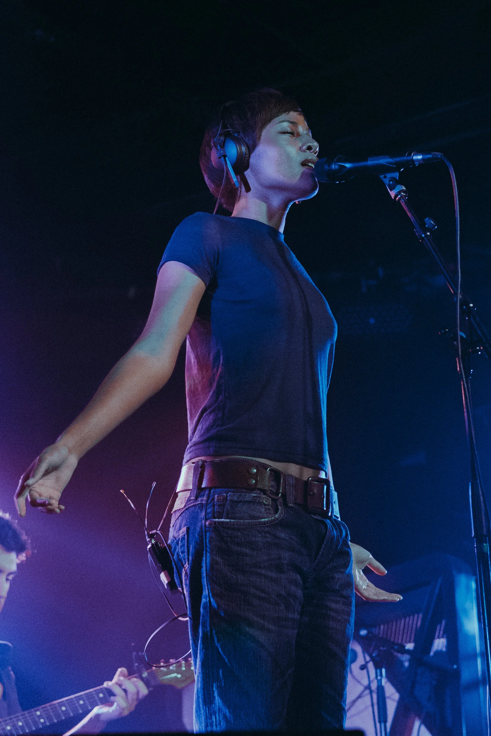 girlsweetvoiced-2.jpg