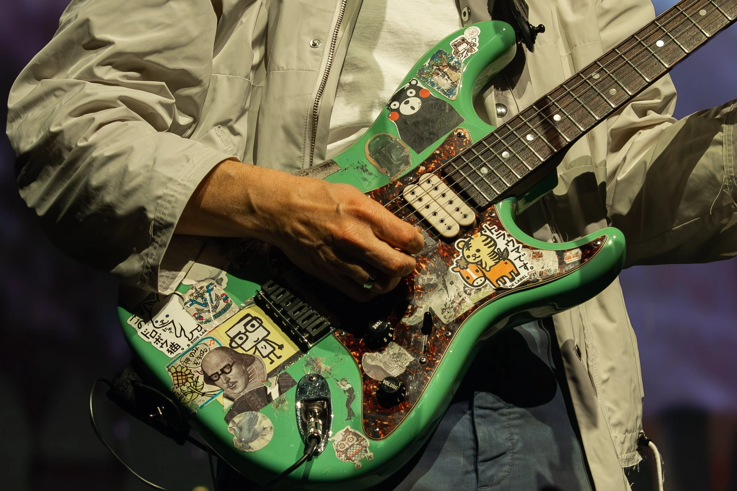 Weezer-05.jpg