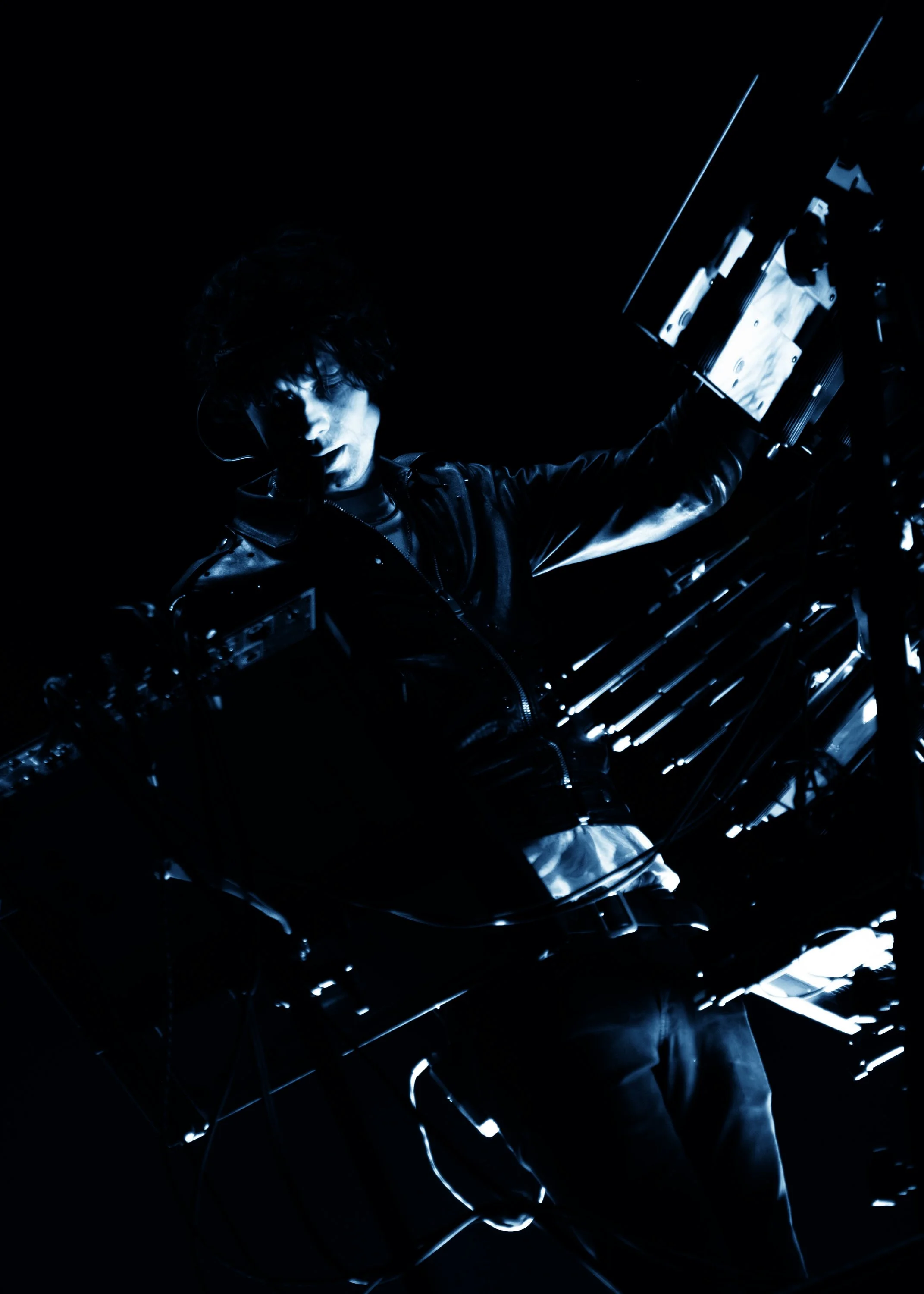 thehellp10.25_amaeephoto6.jpg