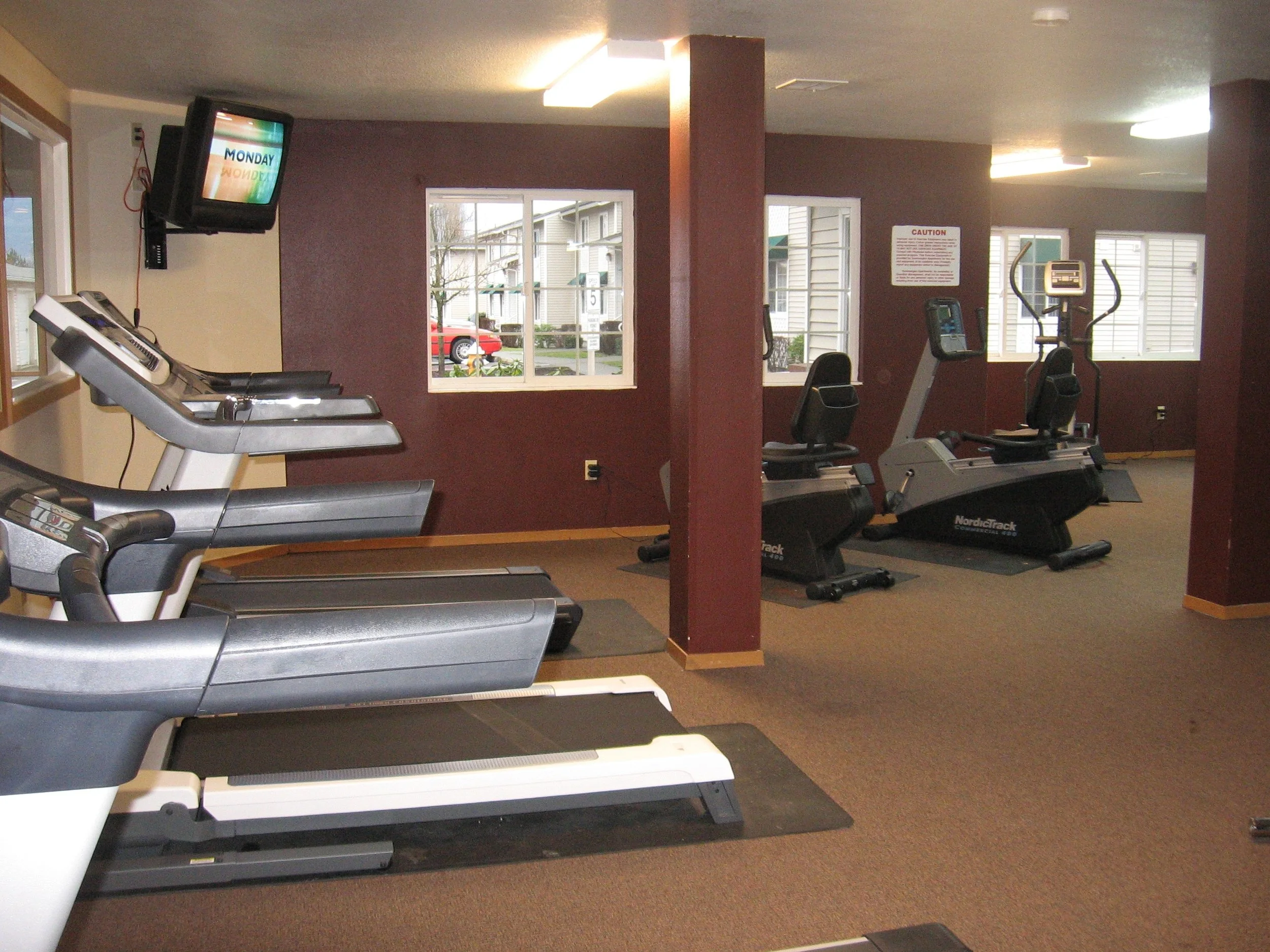 Apartment-Fitness-Center1.jpg
