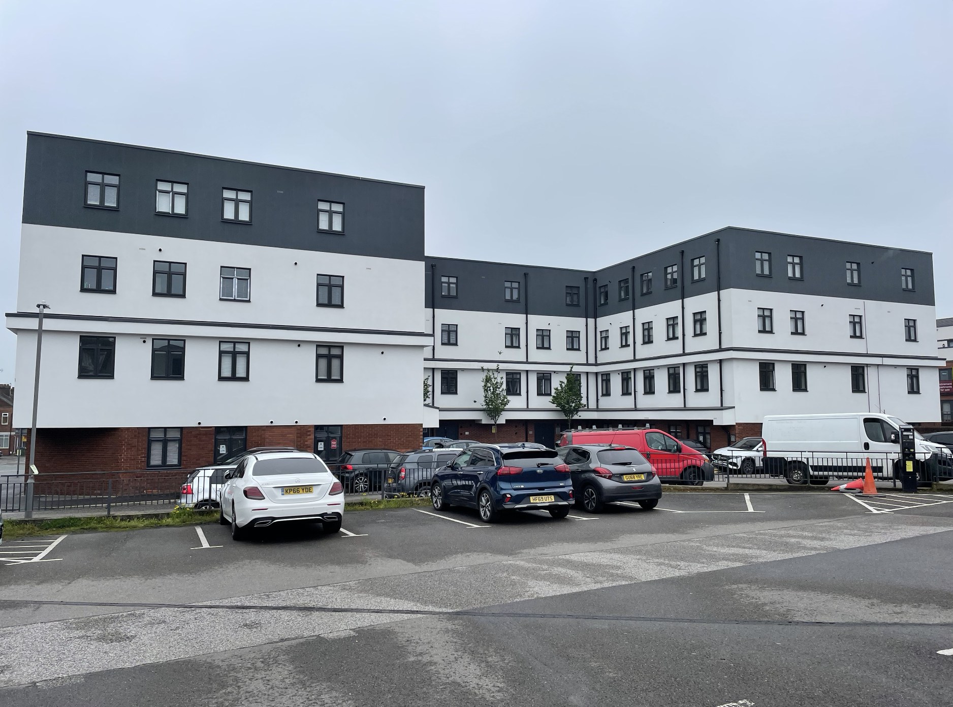 residenphoto1.png
