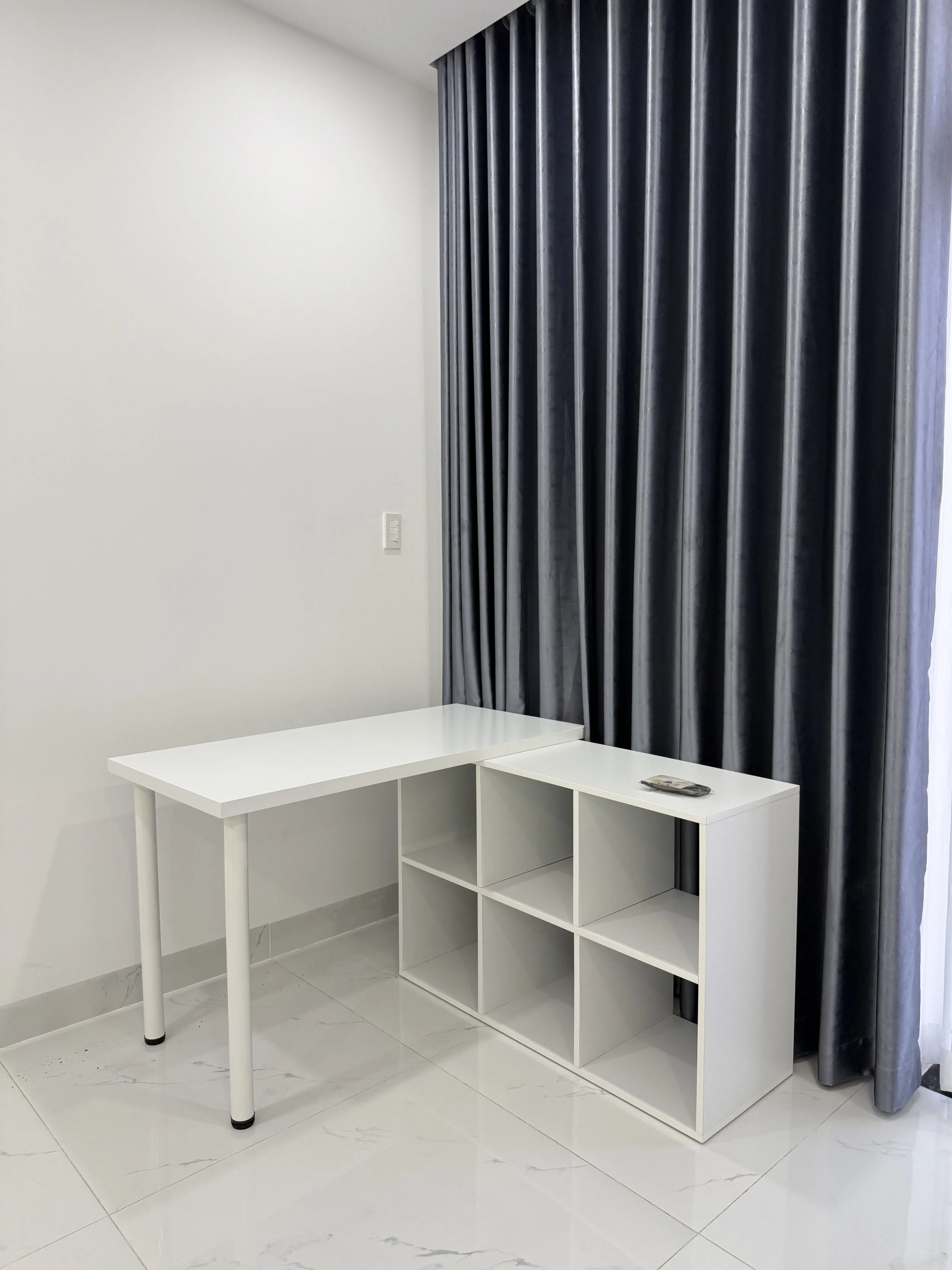 Feedback Casimi: Bàn Tebu 120x60 và kệ Bee 6 ô