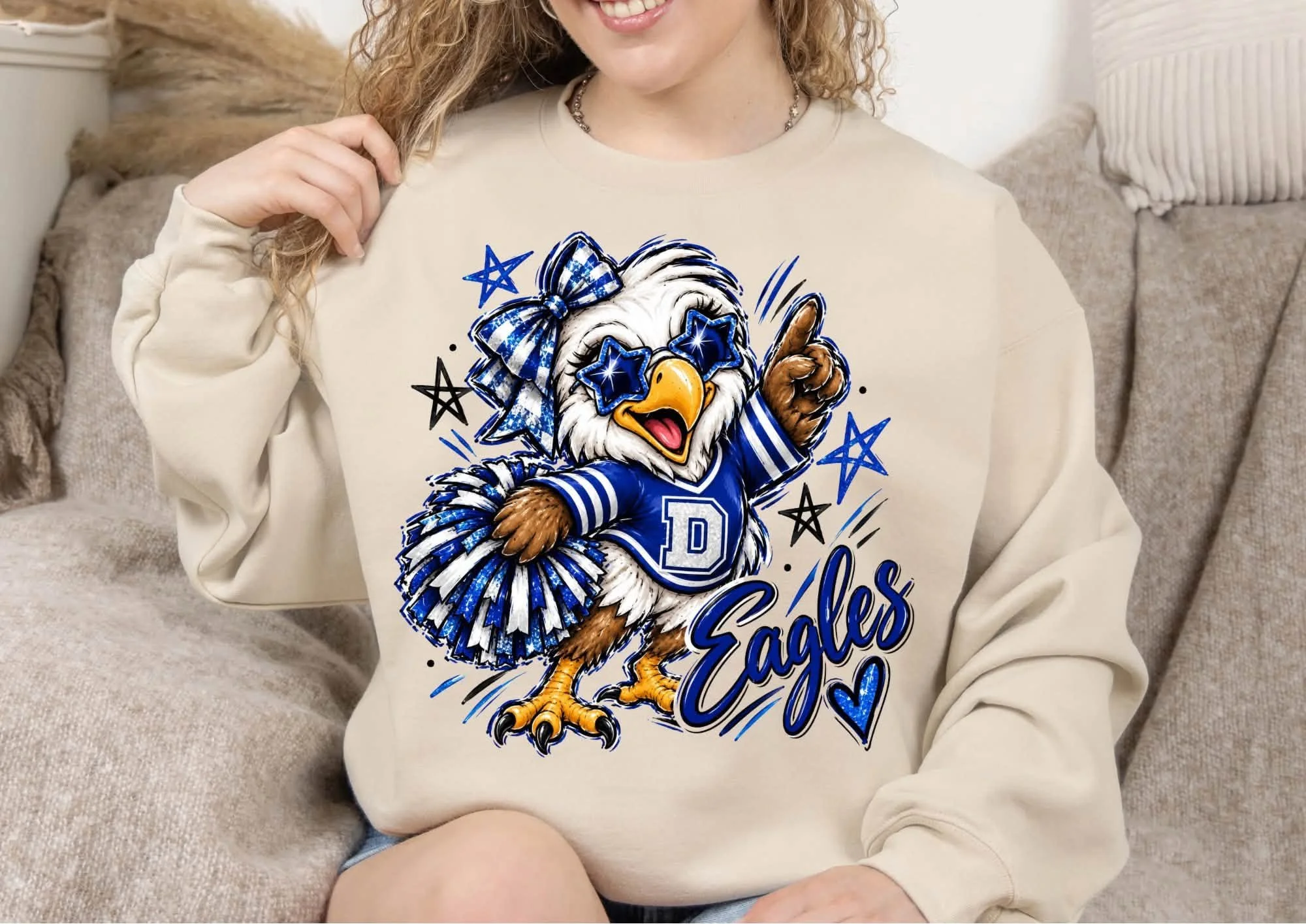 Eagles Cheerleader.jpg