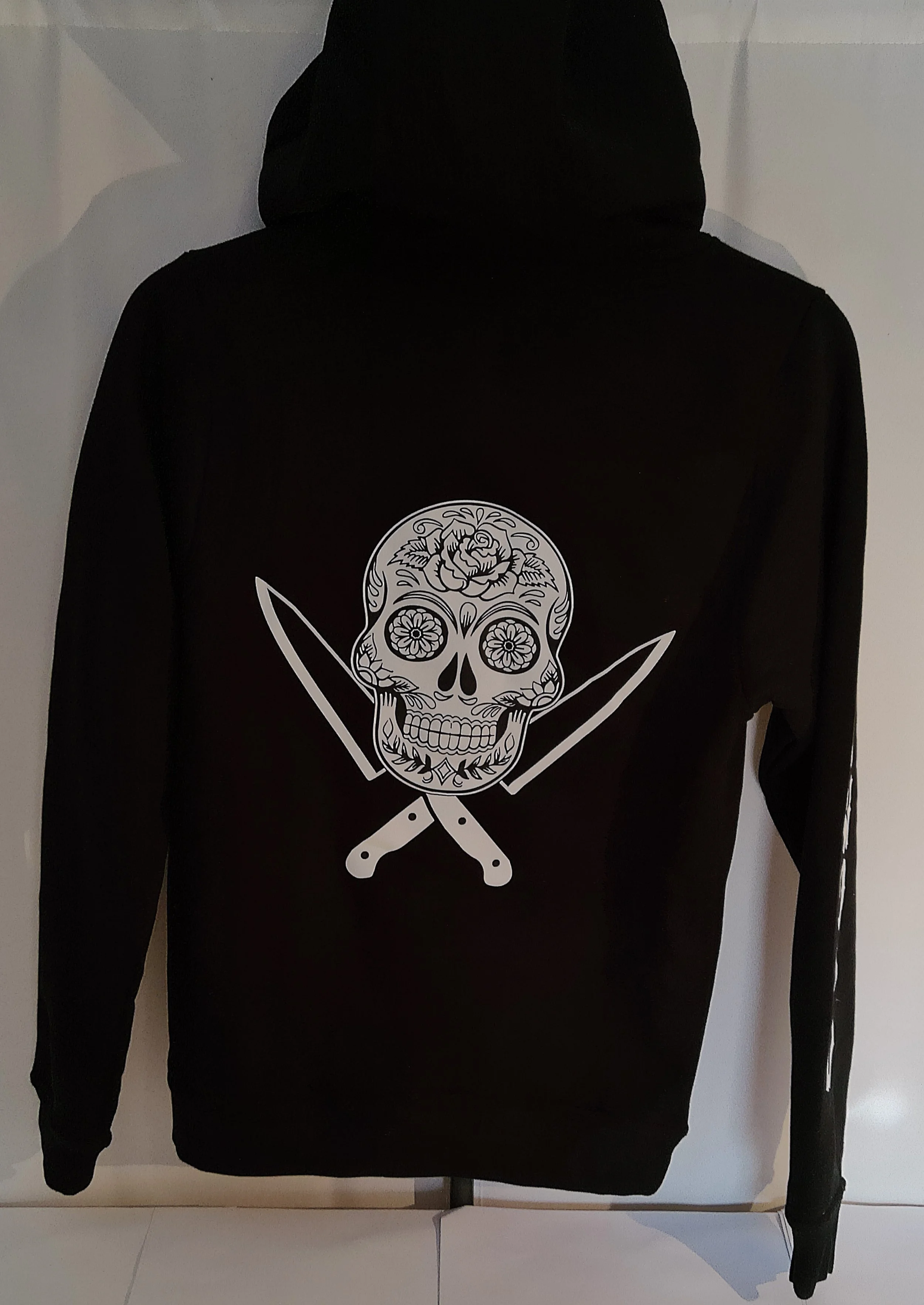 Peace, Love & BBQ – Dashwood Skull Zip-Up Hoodie