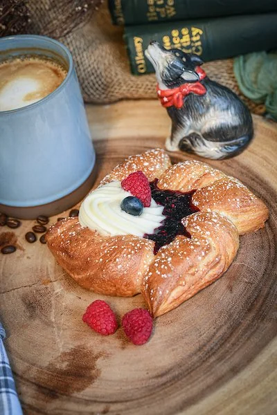 Danish Pinwheel Berry.jpg