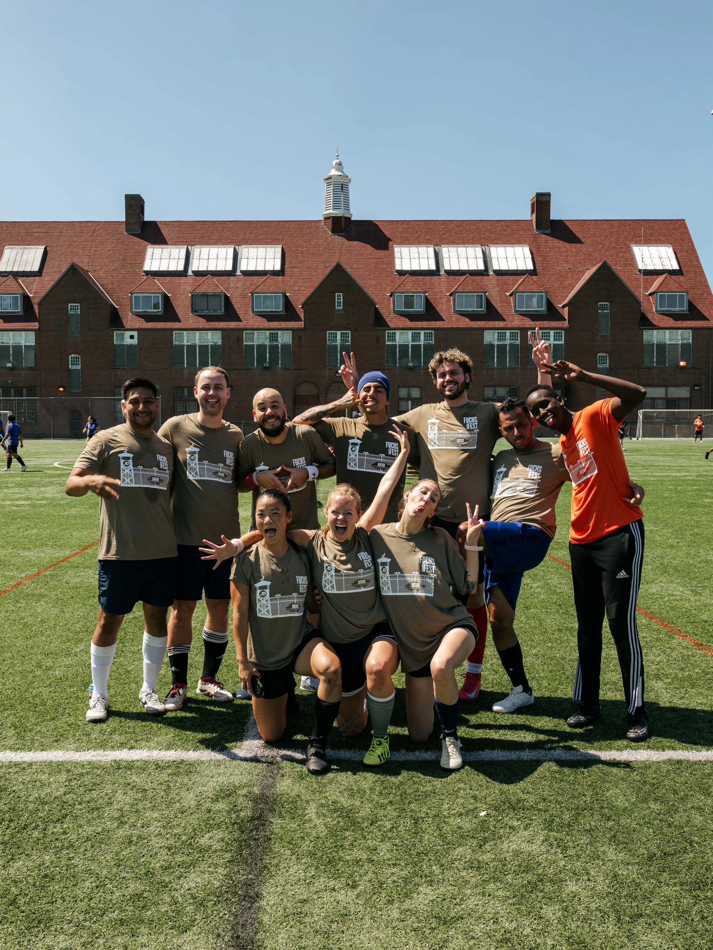 It's a Fuchs Fest Fhoto Drop 🍂 ⚽ 

📍 @hudsonsportscom 
🤝 @jdsportsus