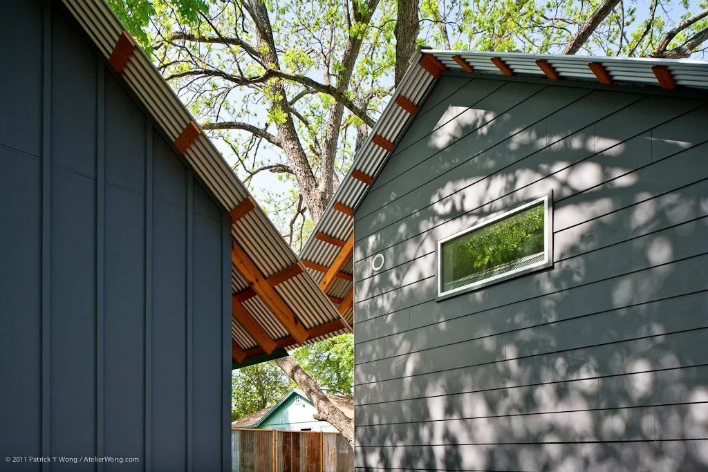 tuart Sampley Architect - Austin, TX -Moontower-exterior-rear3
