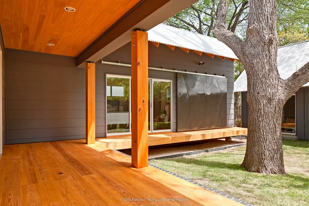 tuart Sampley Architect - Austin, TX -Moontower-porch2