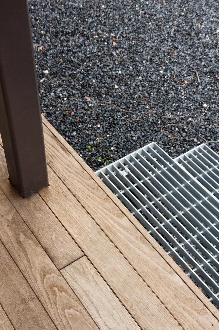 tuart Sampley Architect - Austin, TX -EVA-porch-detail