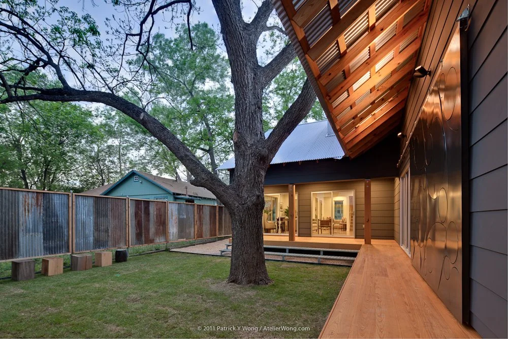 tuart Sampley Architect - Austin, TX -Moontower-exterior-rear2