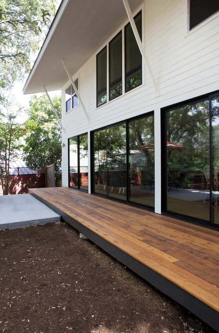 tuart Sampley Architect - Austin, TX -BRIARCREST-exterior-rear