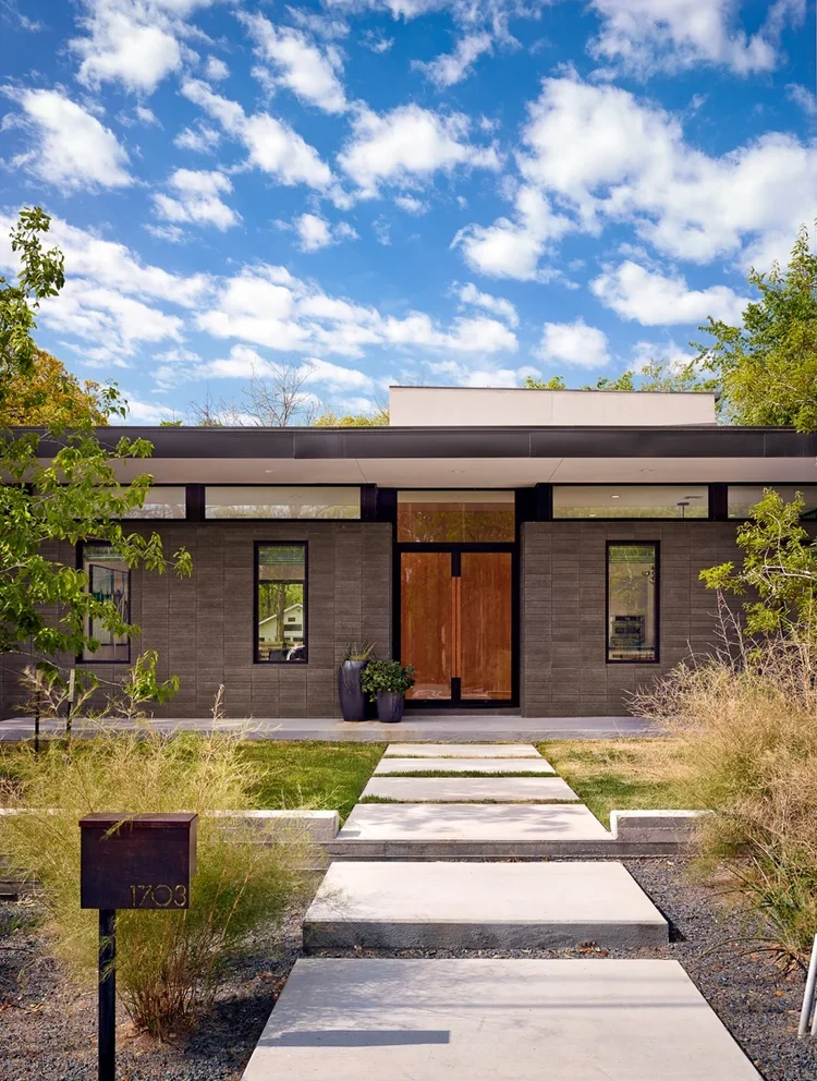 tuart Sampley Architect - Austin, TX - Dexter-exterior